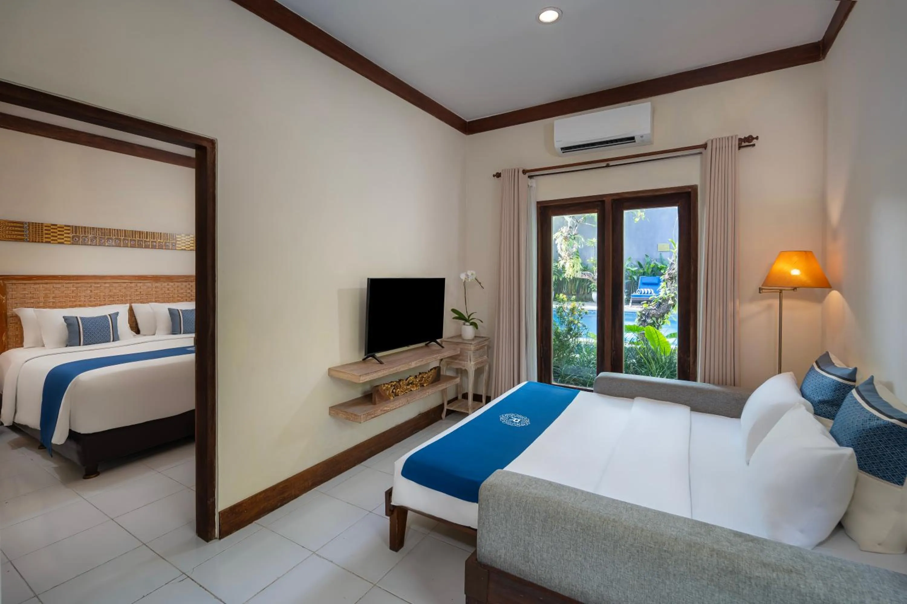 Living room, Bed in Rama Residence Seminyak