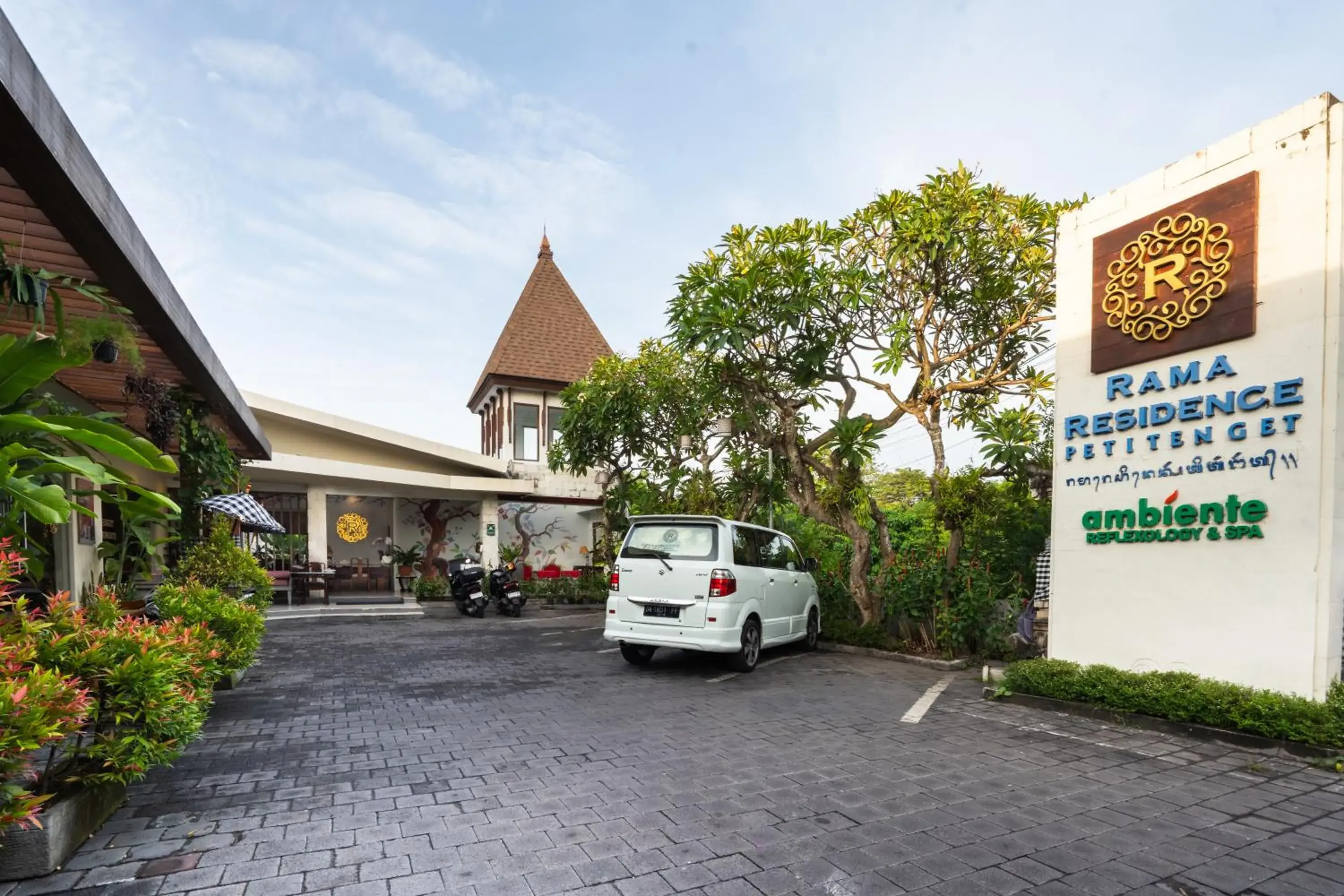 Facade/entrance in Rama Residence Seminyak Facade/entrance in Rama Residence Seminyak