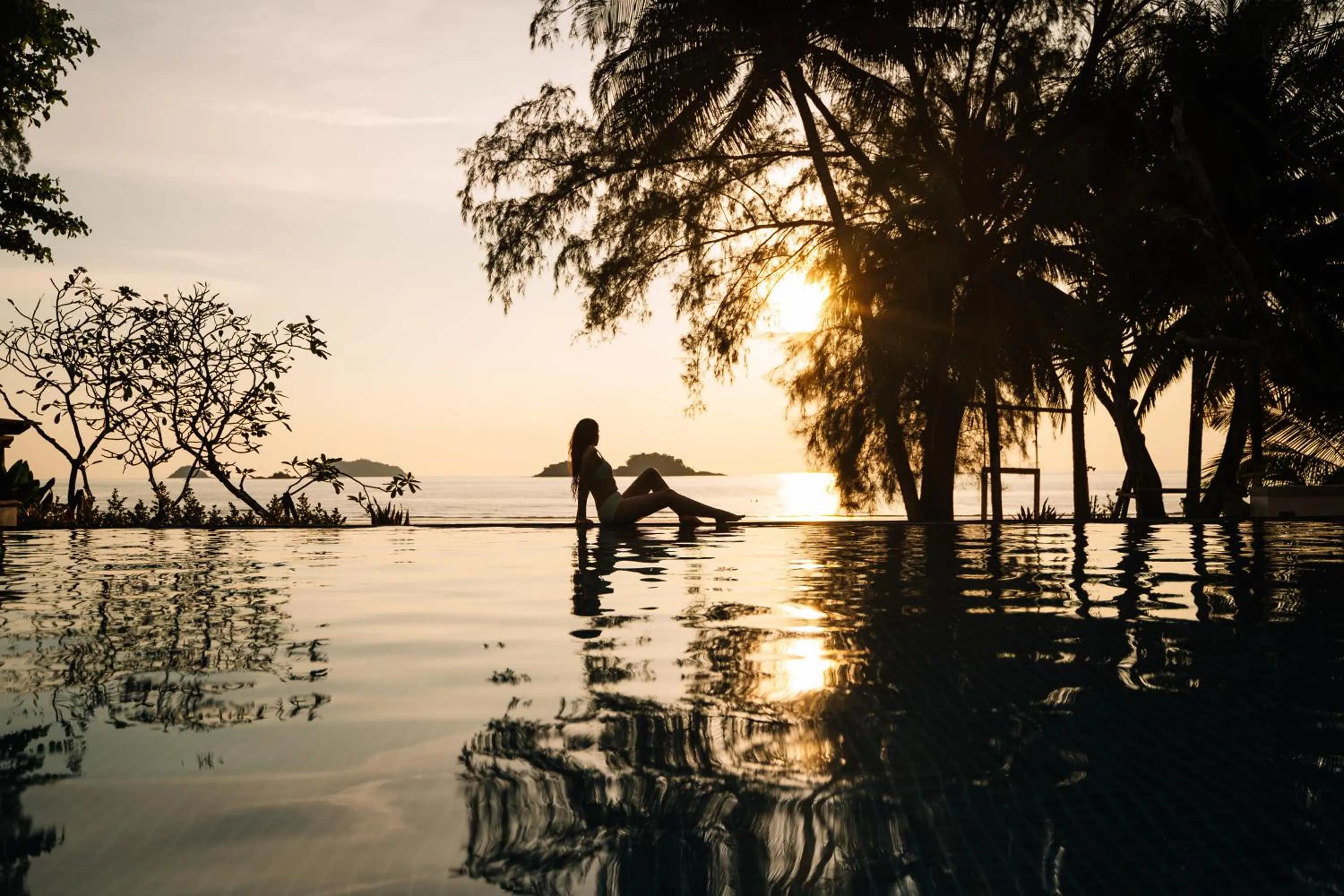 Pool view in Barali Beach Resort Koh Chang