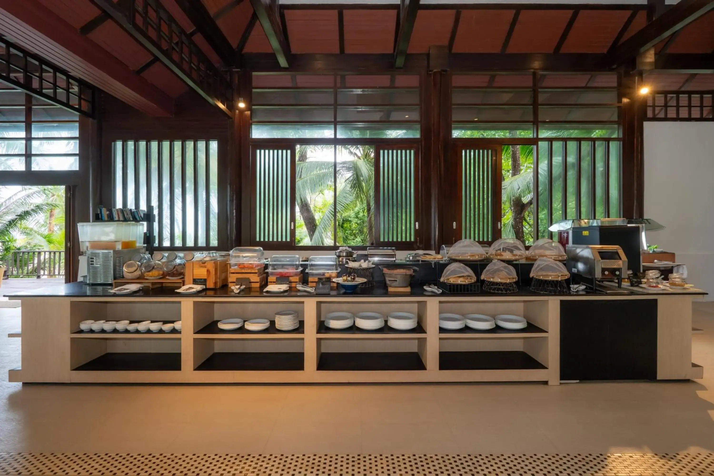 Buffet breakfast in Barali Beach Resort Koh Chang Buffet breakfast in Barali Beach Resort Koh Chang