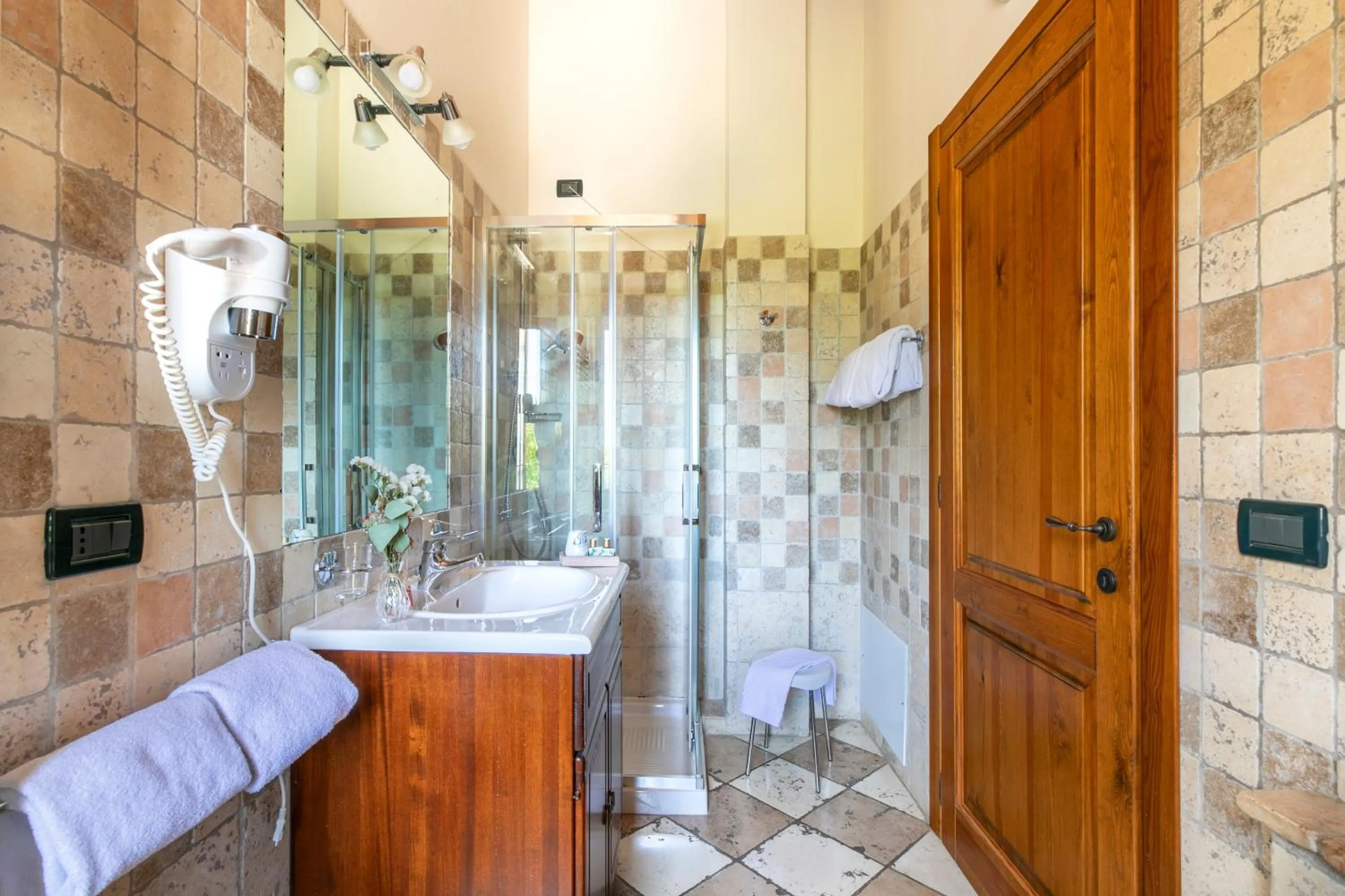 Shower in Agriturismo Porcaloca