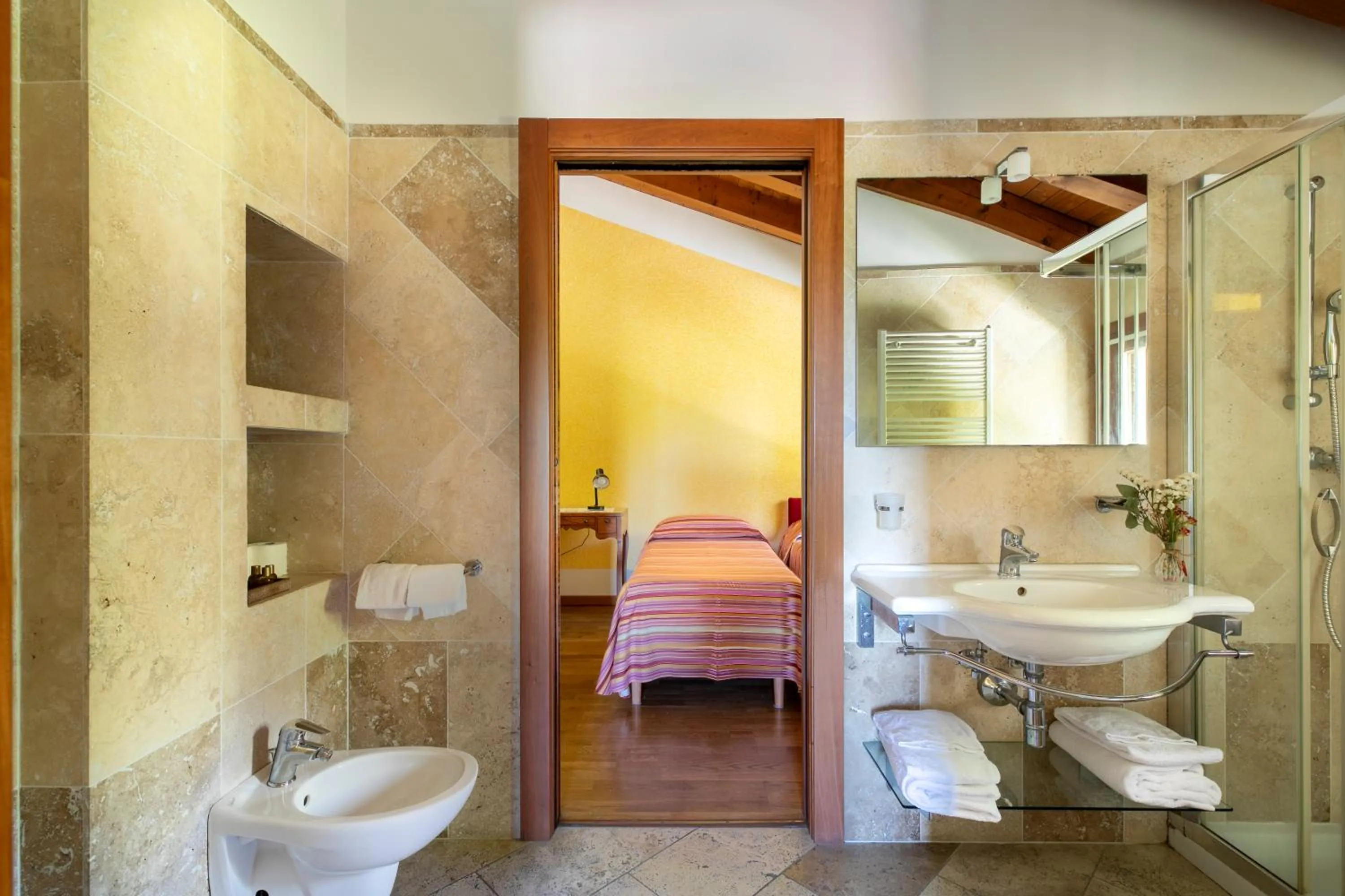 Bathroom in Agriturismo Porcaloca