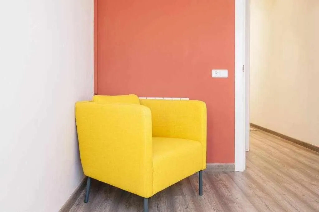 Sleep & Stay- Luxury top floor apt with terrace