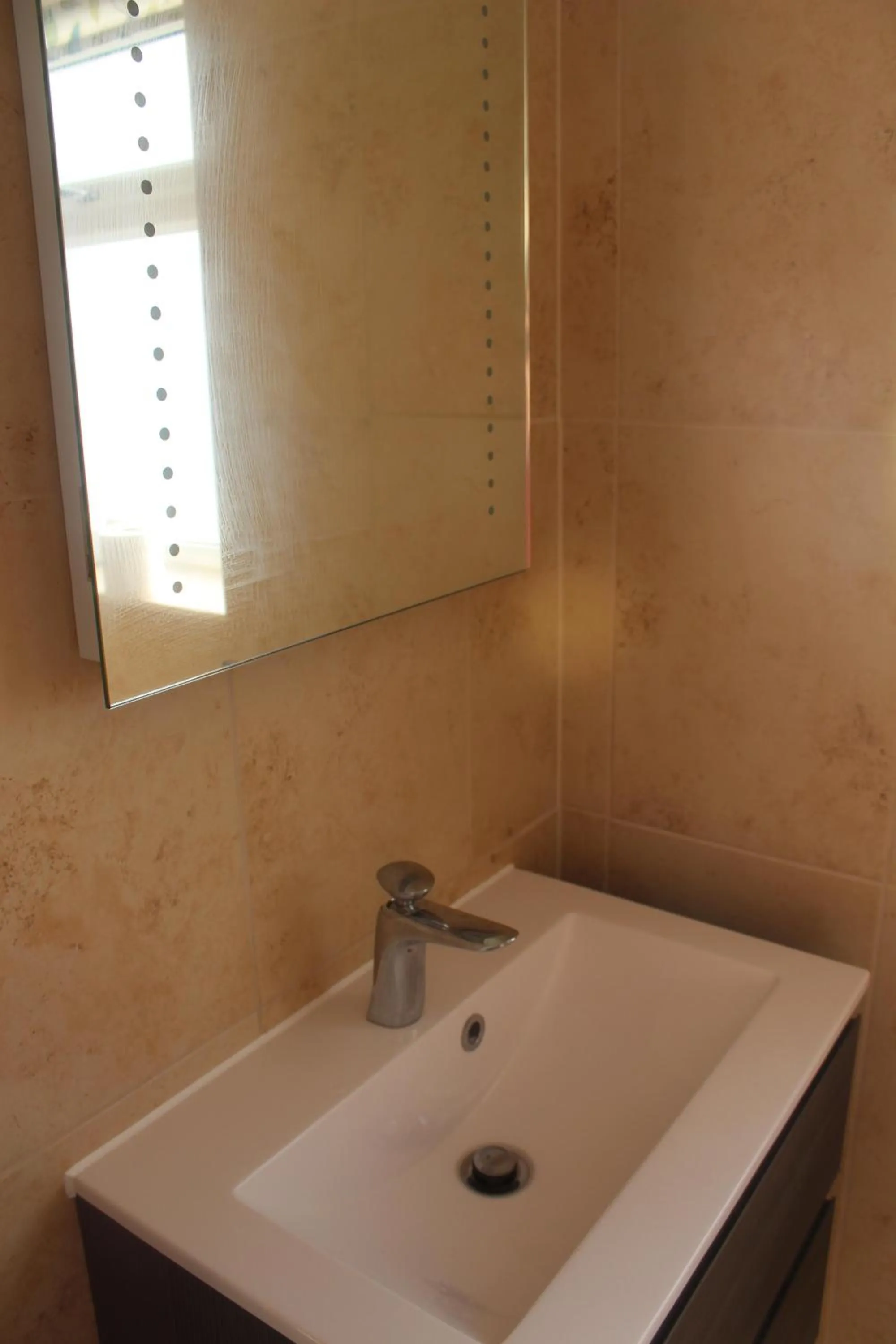 Bathroom in The Swallows