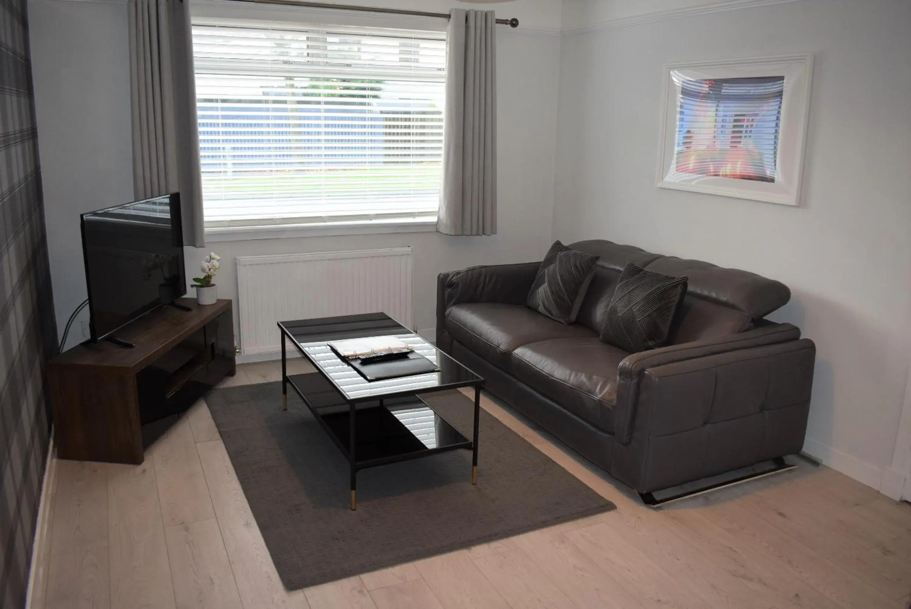 3 Bedroom-Kelpies Serviced Apartments Burns 3 Bedroom-Kelpies Serviced Apartments Burns