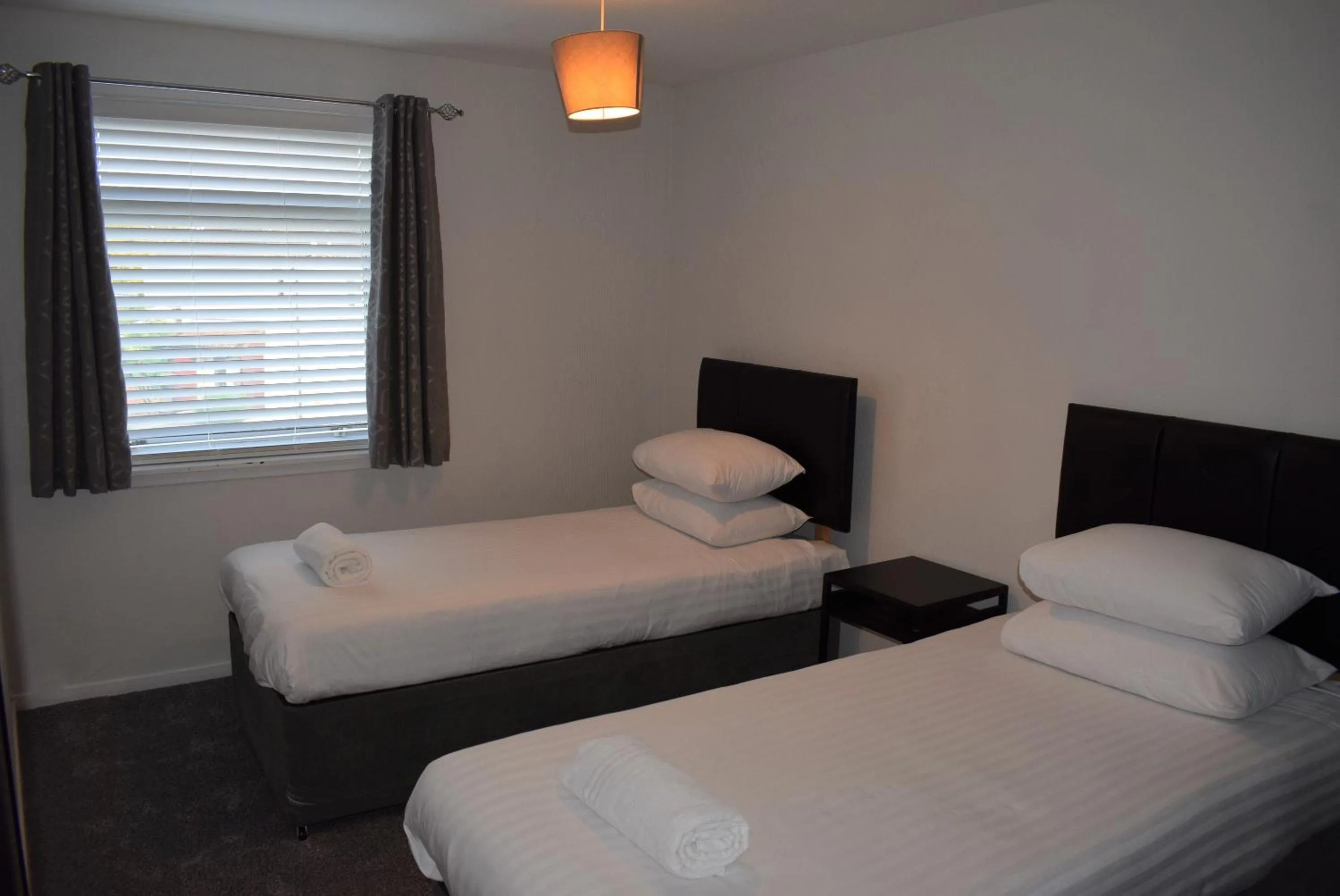 3 Bedroom-Kelpies Serviced Apartments Burns