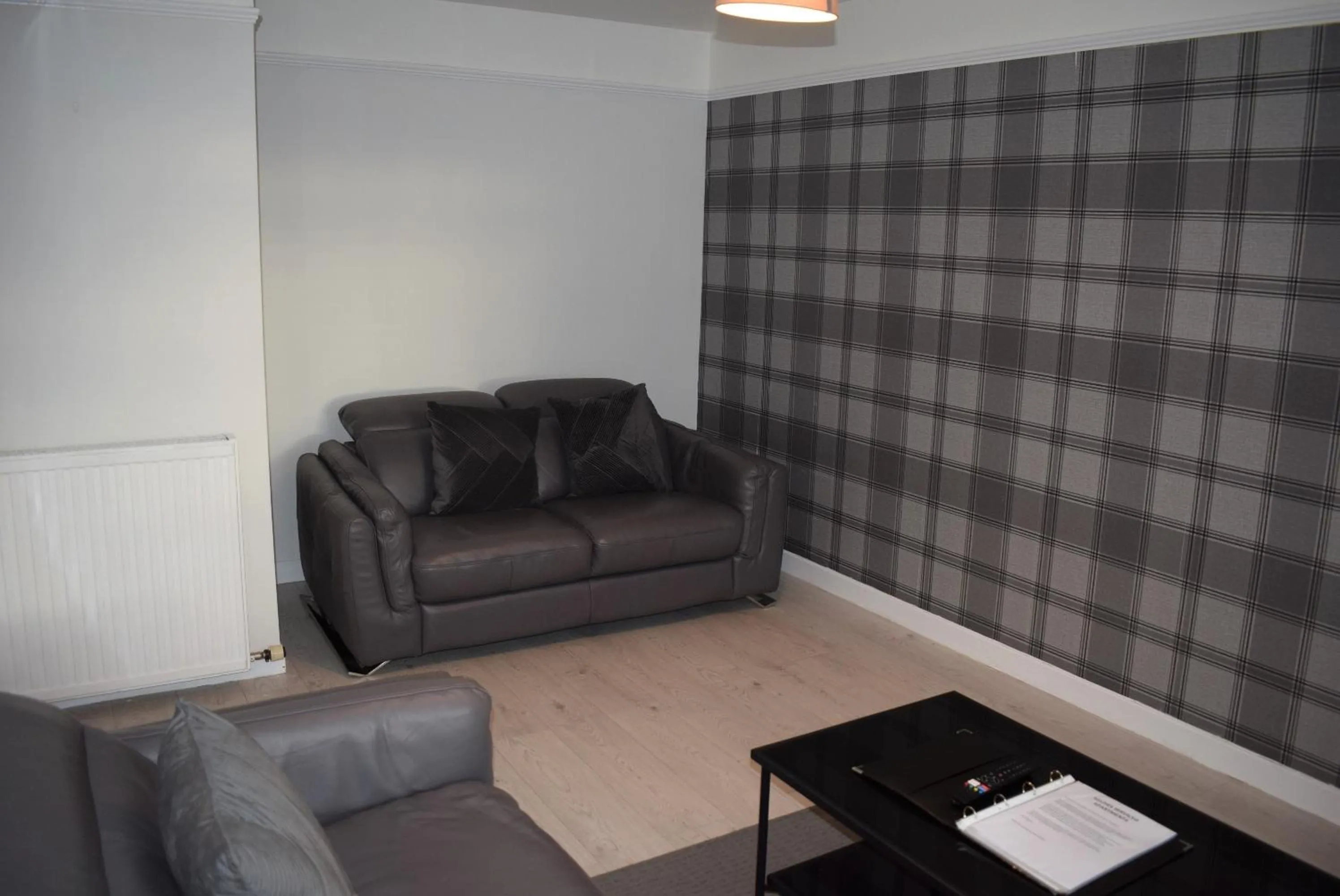 3 Bedroom-Kelpies Serviced Apartments Burns