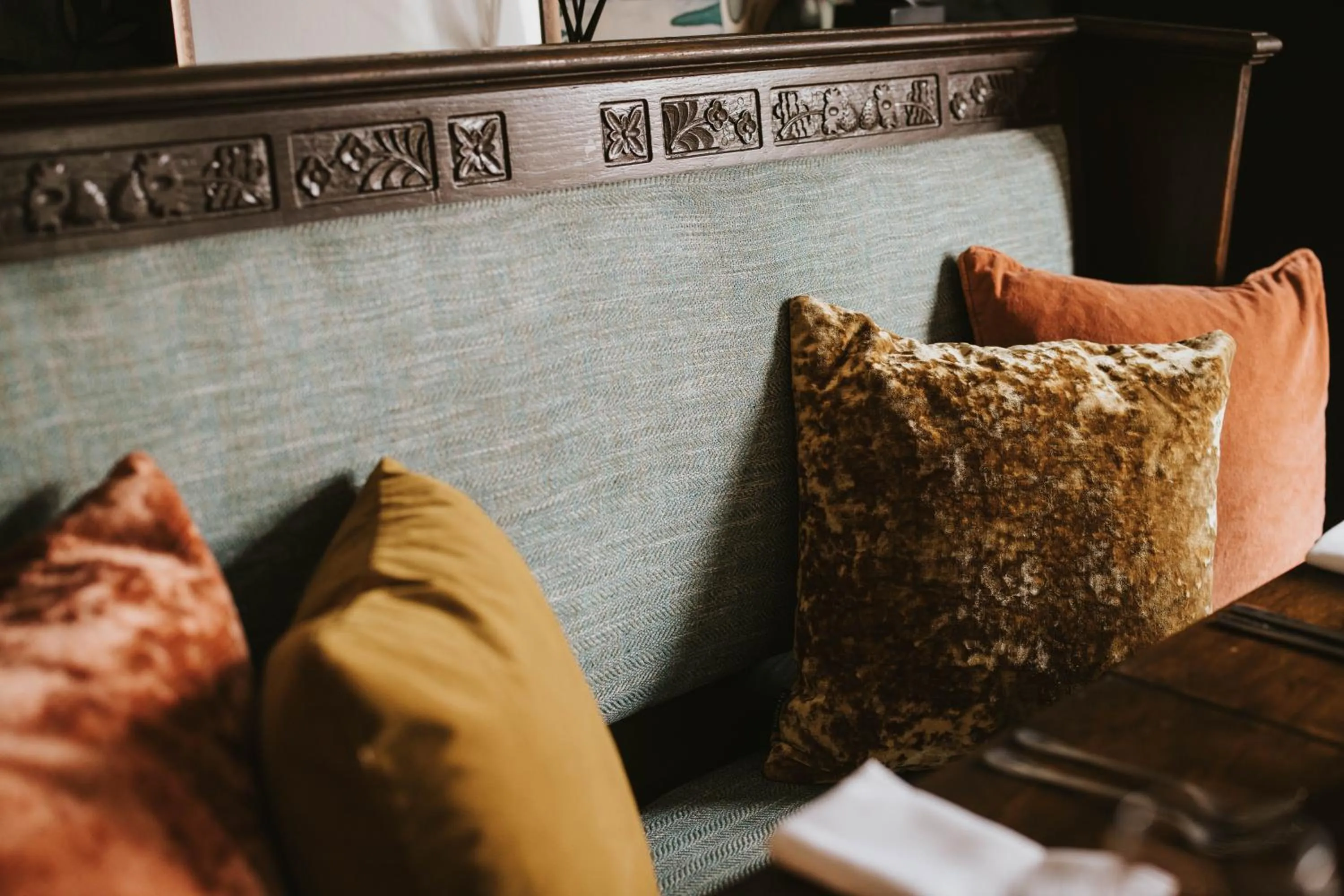 Restaurant/places to eat, Bed in Tower Hotel