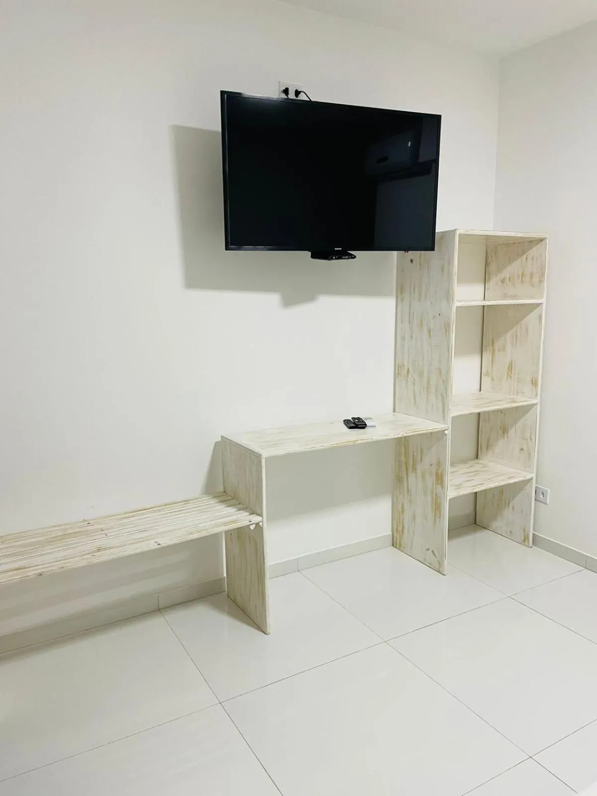 TV and multimedia in Pousada Villa Caju