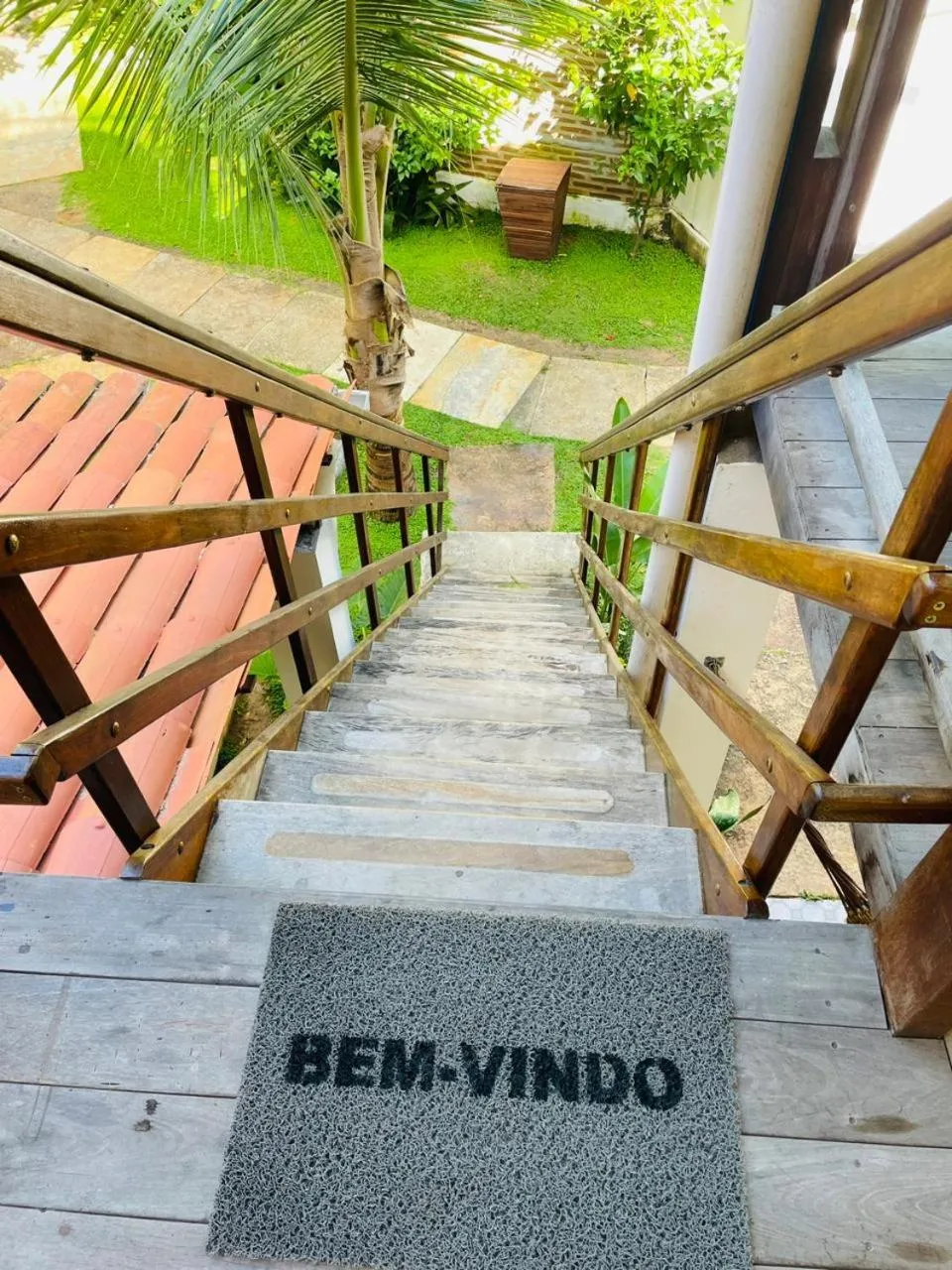 Text overlay in Pousada Villa Caju
