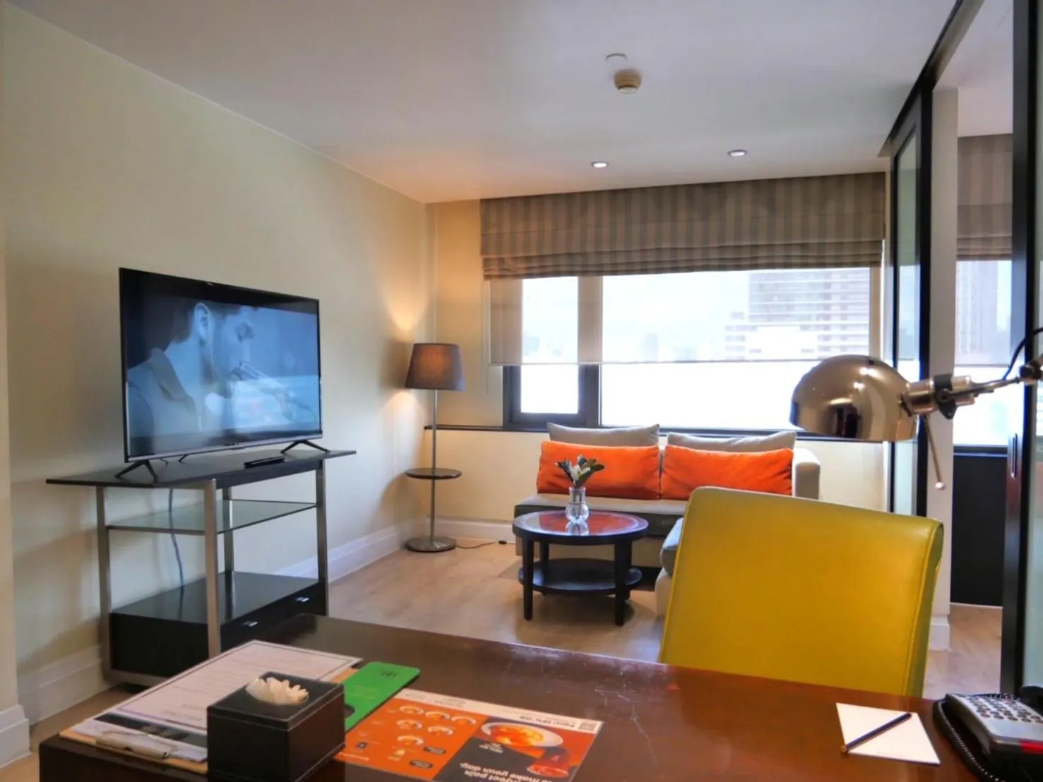 Living room in The Quarter Saladaeng by UHG