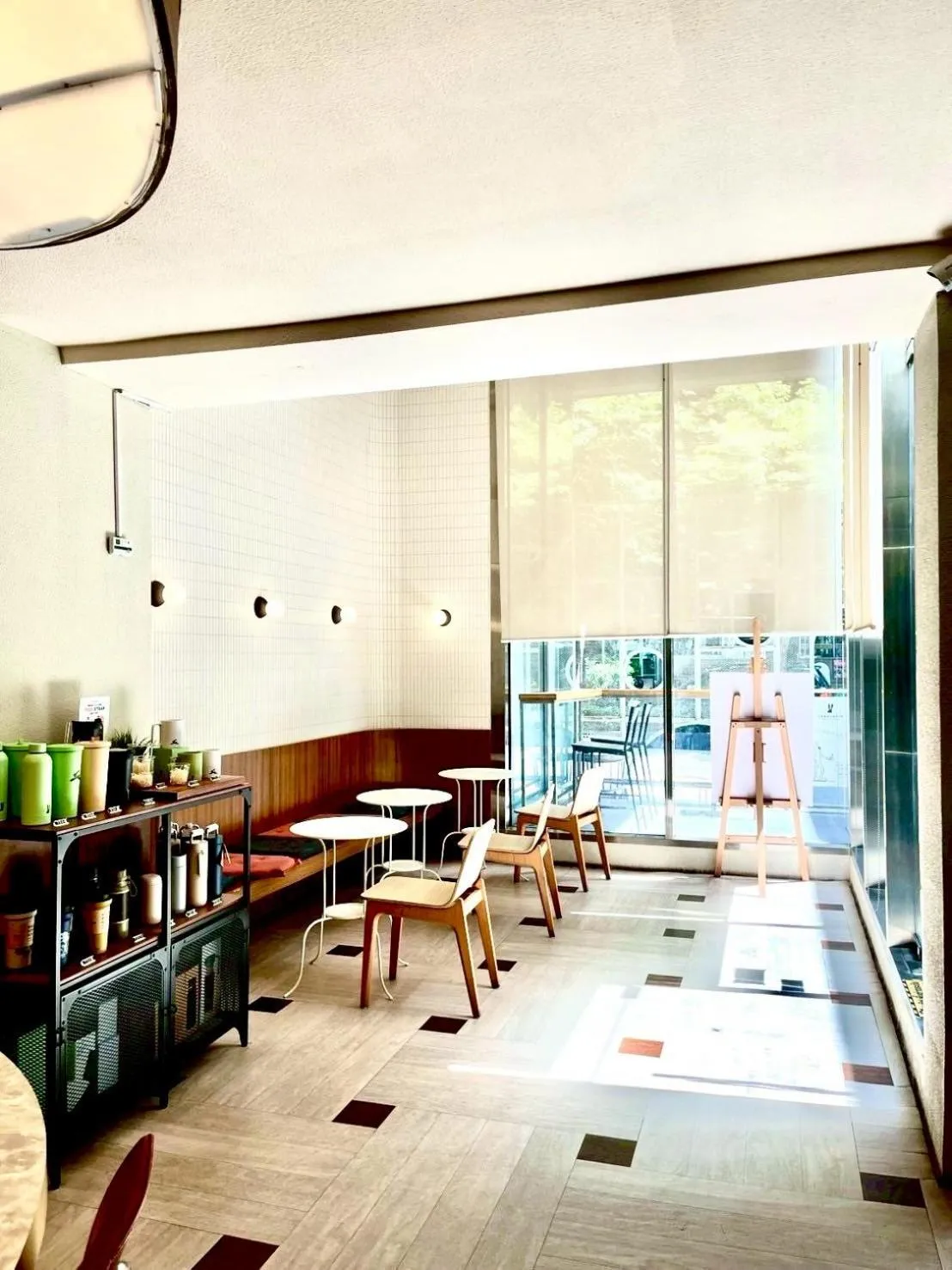 Coffee/tea facilities in The Quarter Saladaeng by UHG