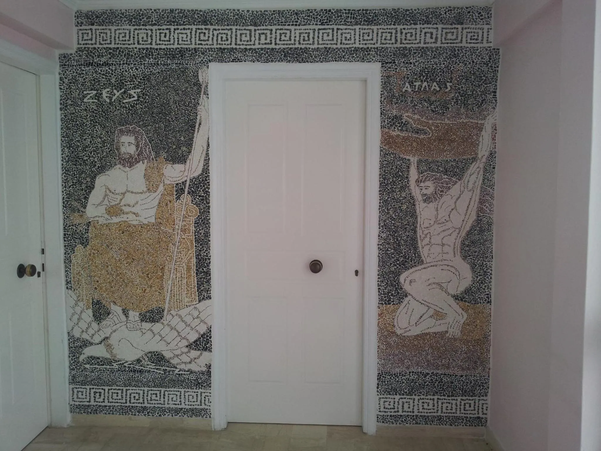 Decorative detail in Hotel Apollon