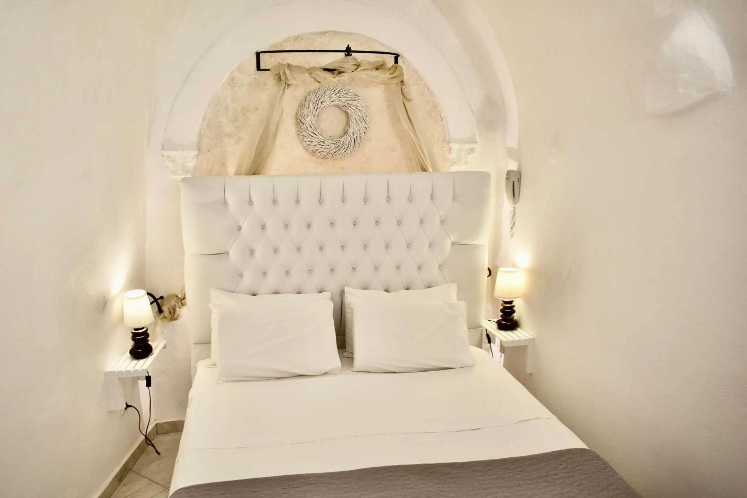 Pelagos Cave Studio with Indoor Jetted Tub in Aeolos Art & Eco Suites Adults Only Pelagos Cave Studio with Indoor Jetted Tub in Aeolos Art & Eco Suites Adults Only