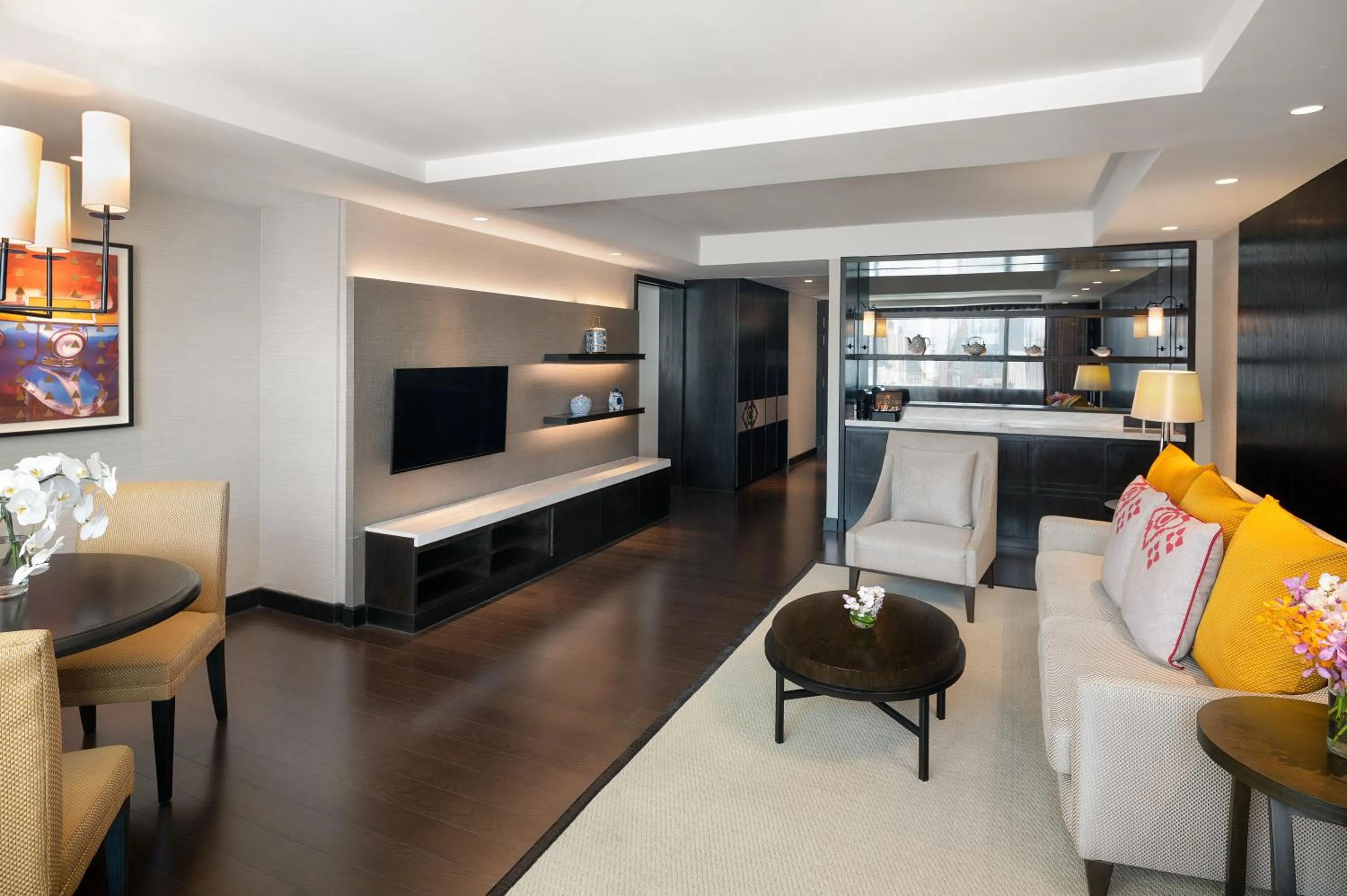 Living room in Mercure Bangkok Sukhumvit 11