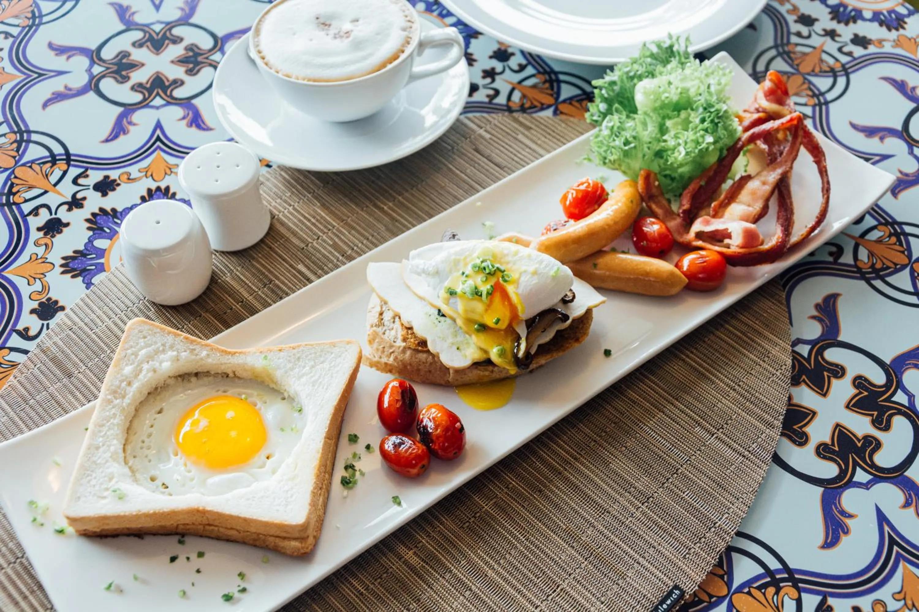 Food and drinks in Mercure Bangkok Sukhumvit 11