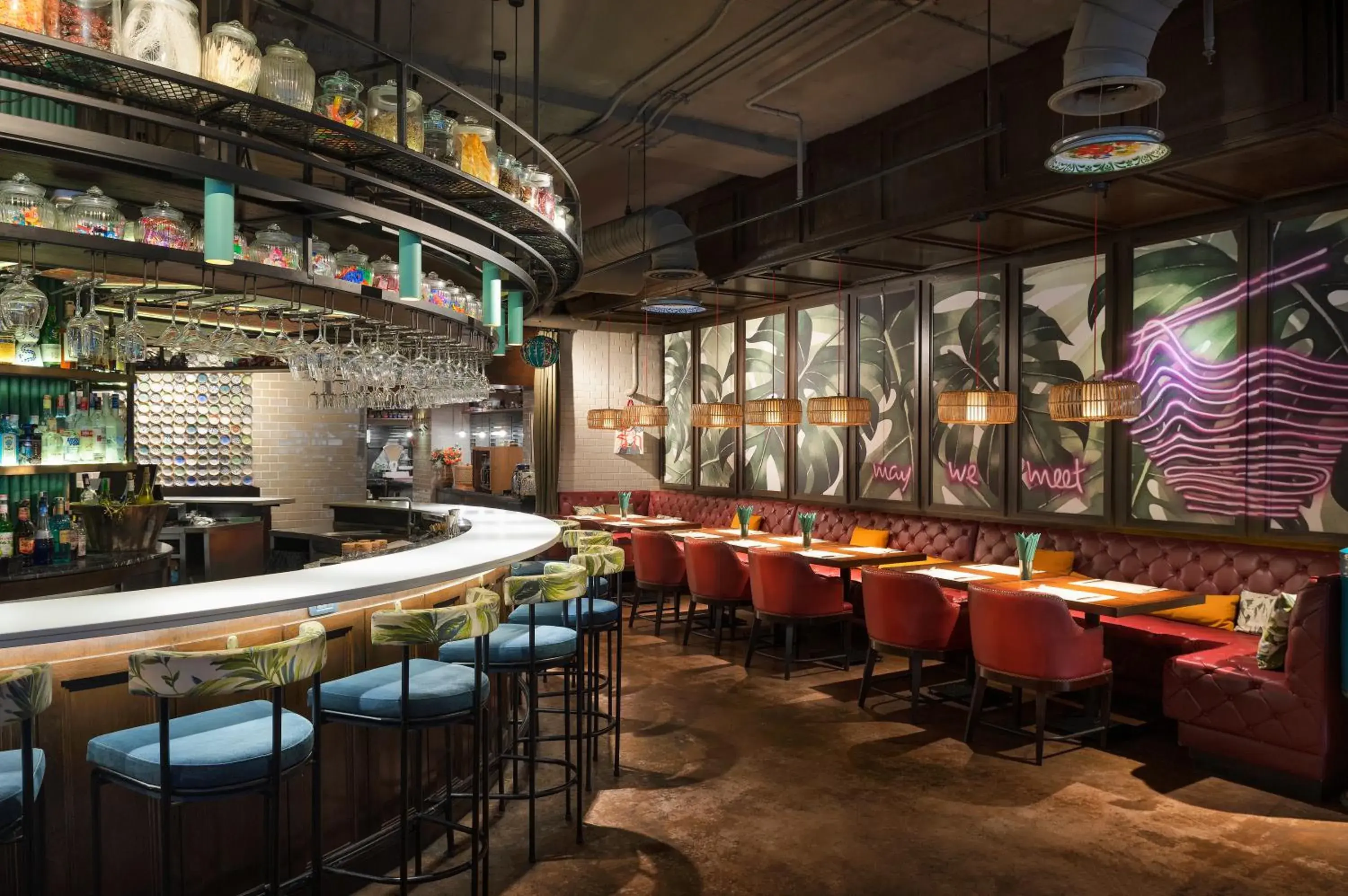 Restaurant/places to eat in Mercure Bangkok Sukhumvit 11 Restaurant/places to eat in Mercure Bangkok Sukhumvit 11