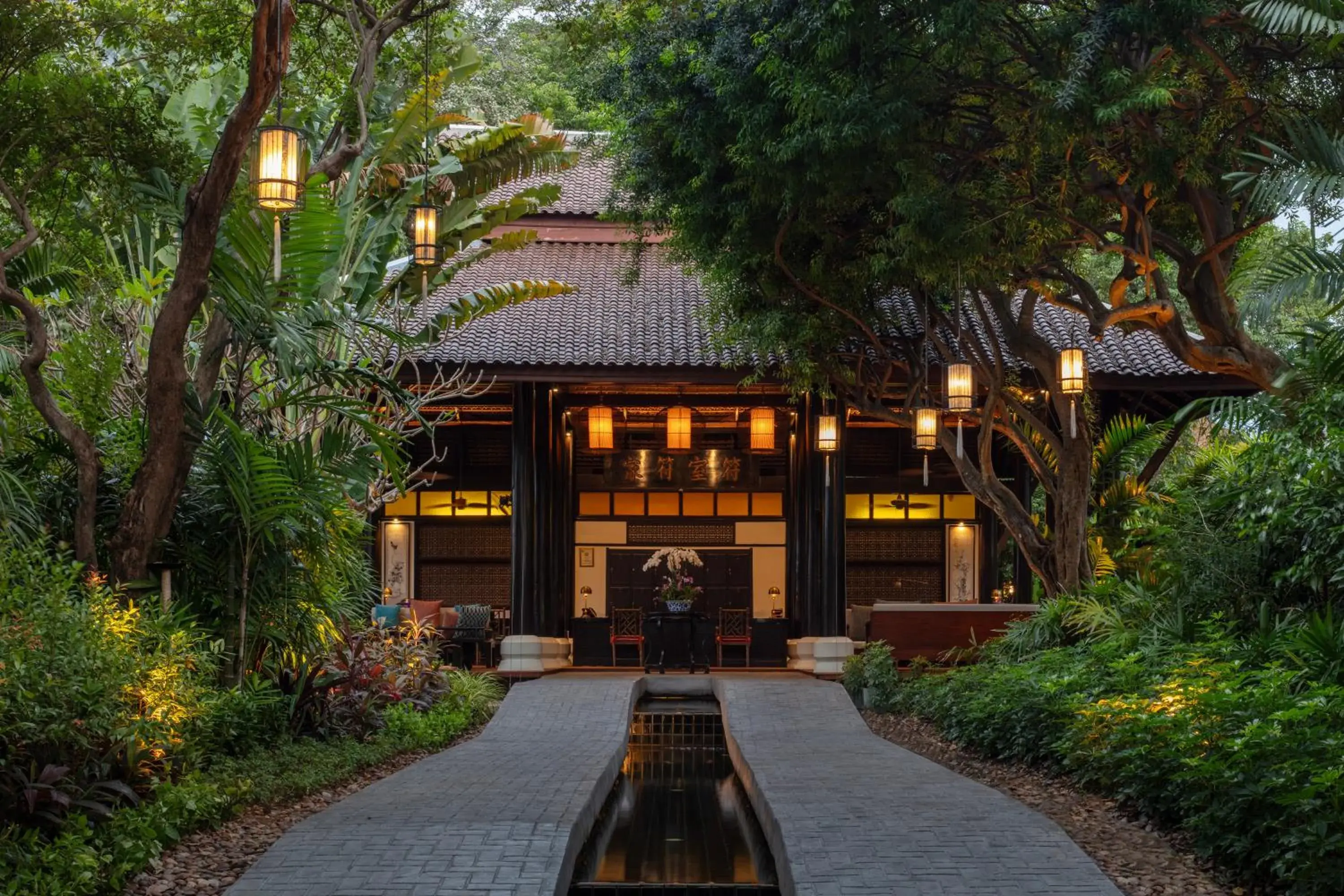 Property building in Anantara Lawana Koh Samui Resort Property building in Anantara Lawana Koh Samui Resort