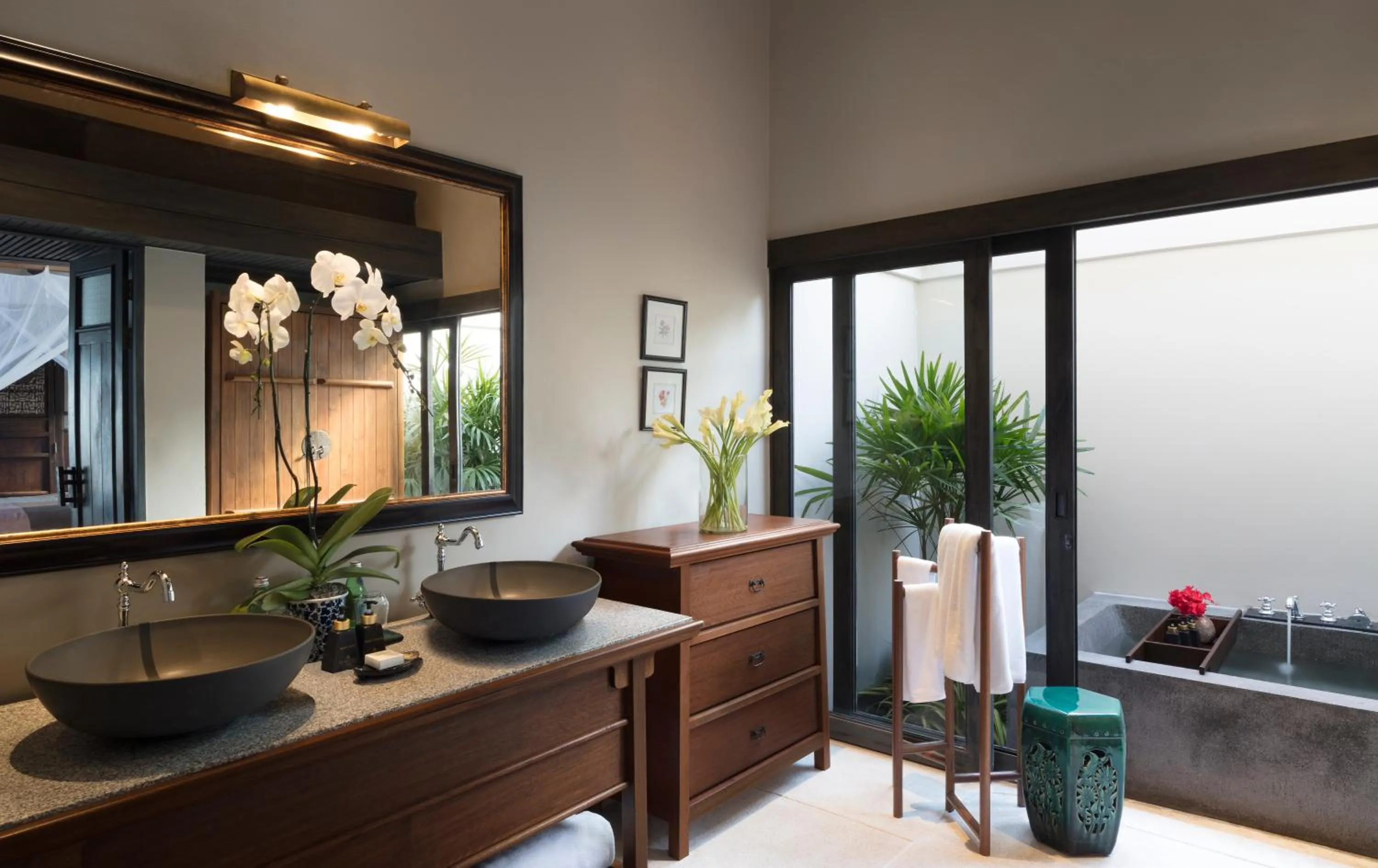 Hot Tub in Anantara Lawana Koh Samui Resort