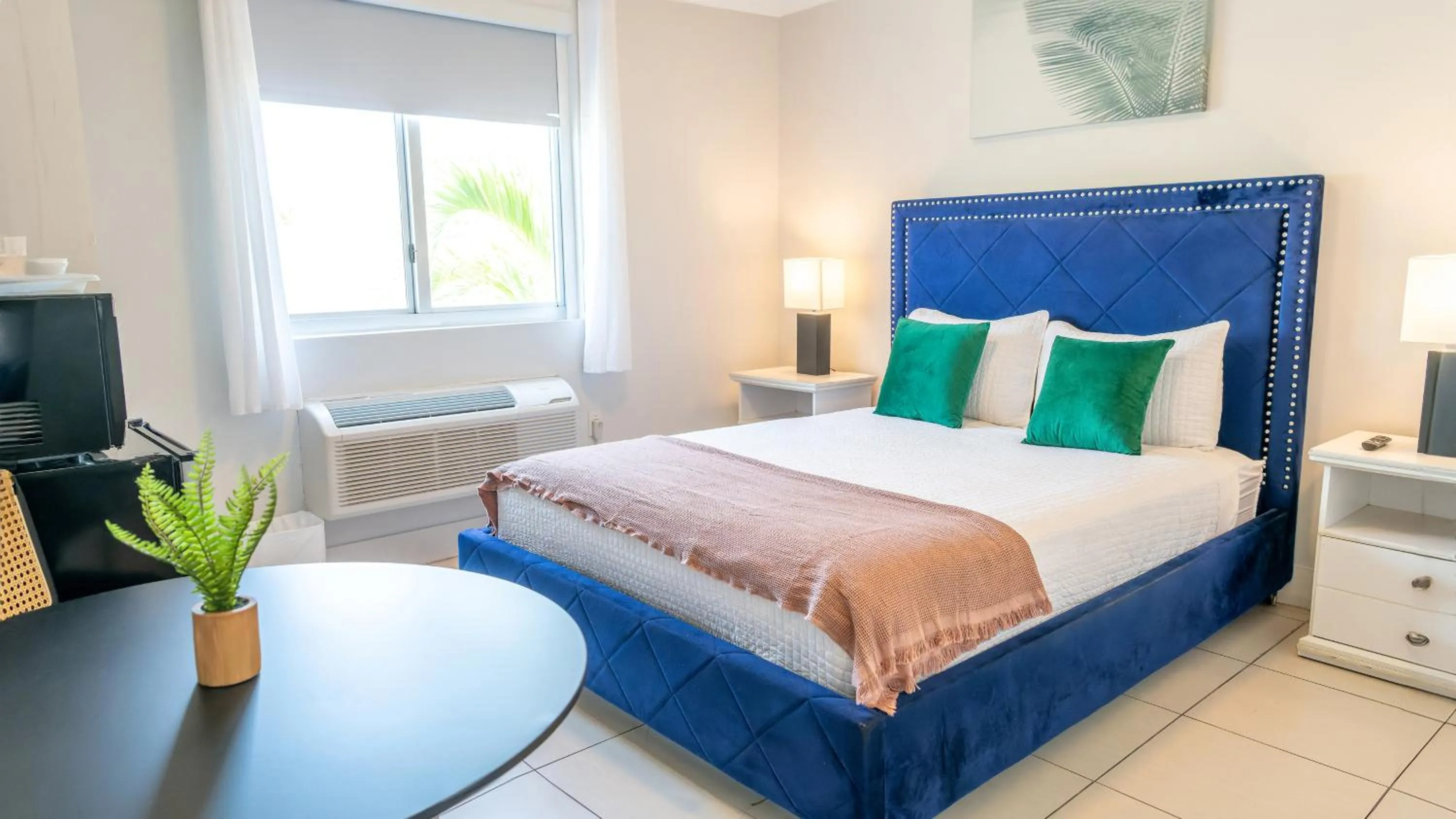 TV and multimedia, Bed in Costa Norte Boutique Hotel Miami Beach