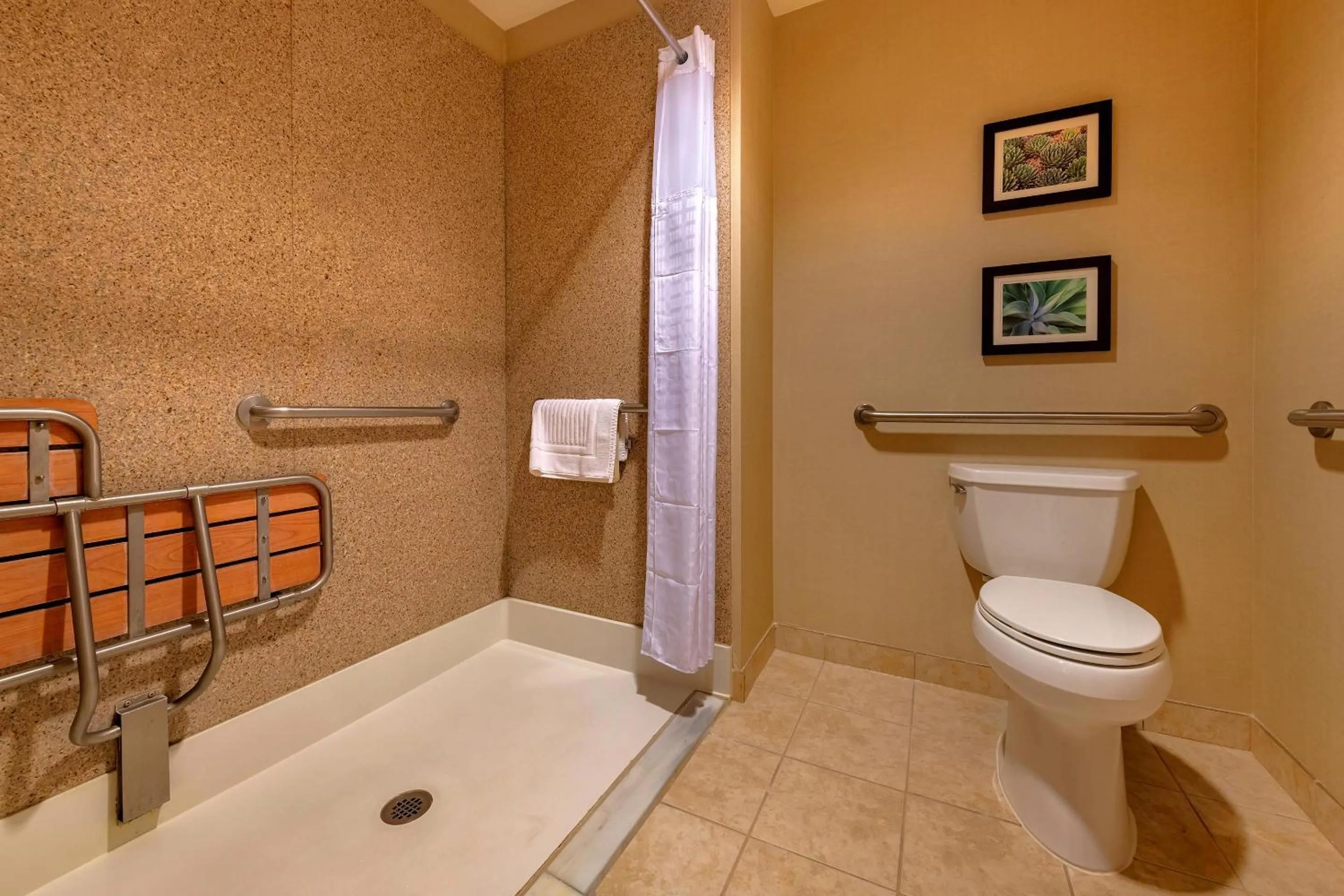 Bedroom in Comfort Suites Goodyear-West Phoenix