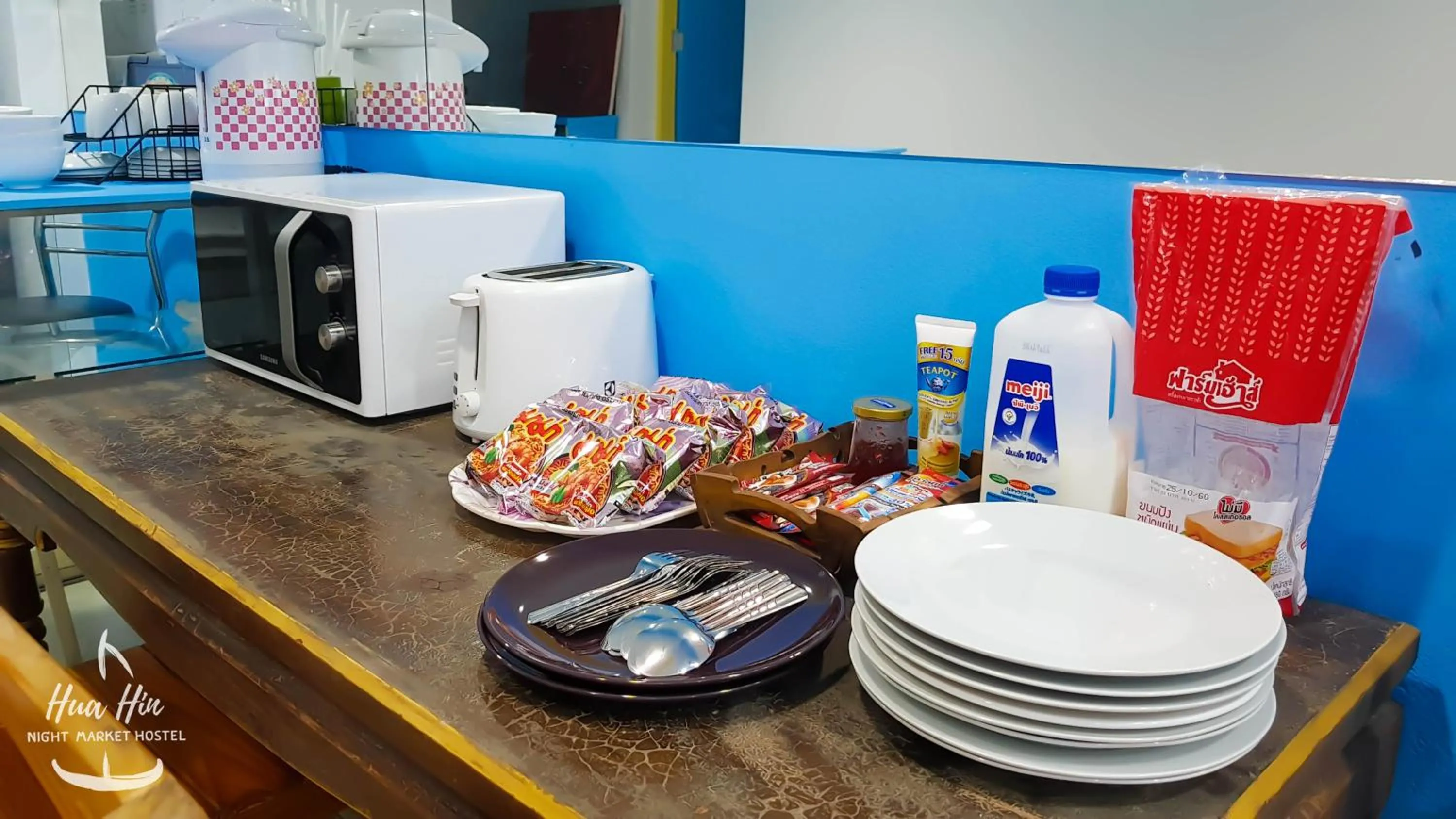 Restaurant/places to eat in HuaHin Night Market Hostel