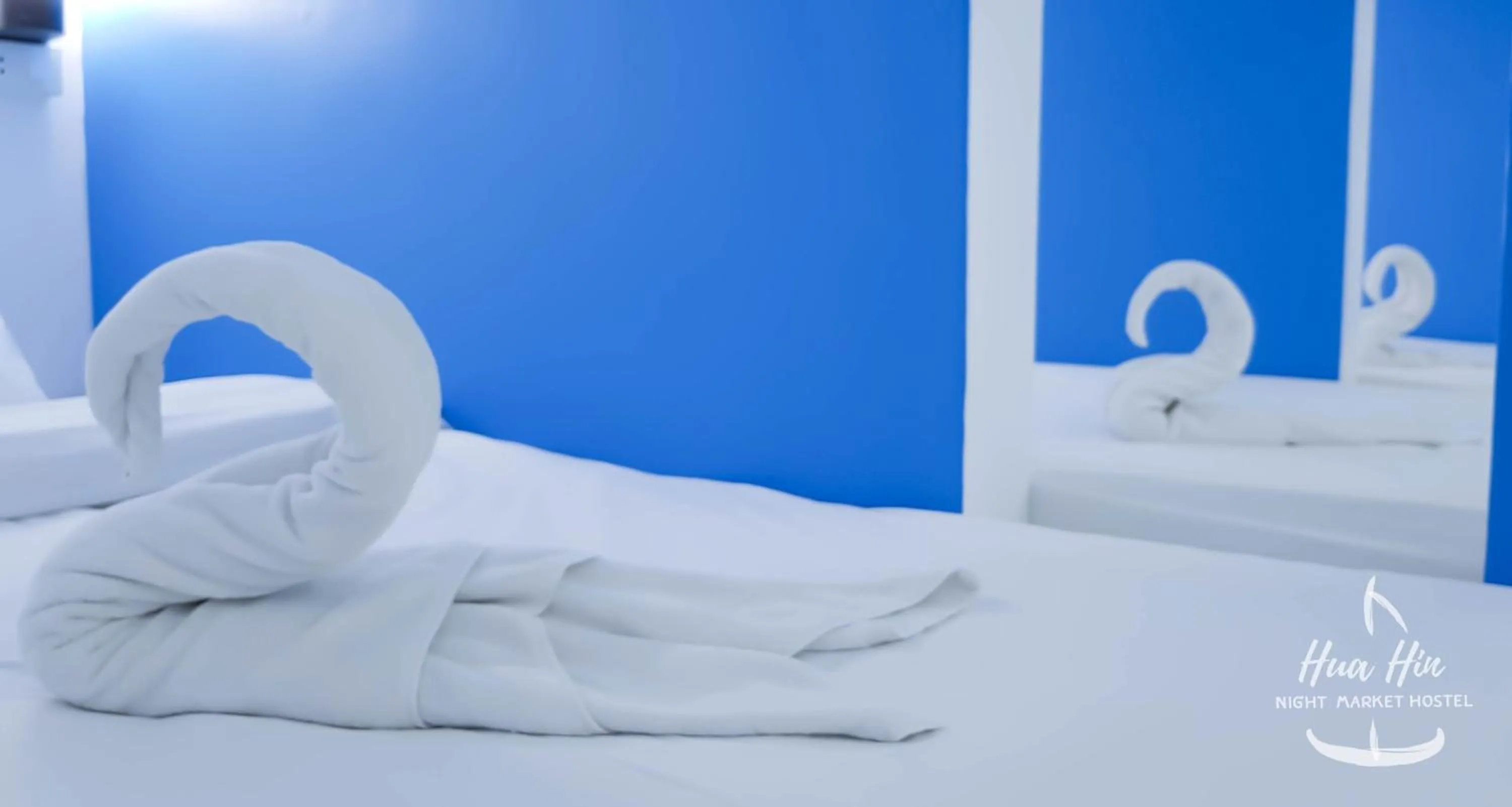 bunk bed, Bed in HuaHin Night Market Hostel