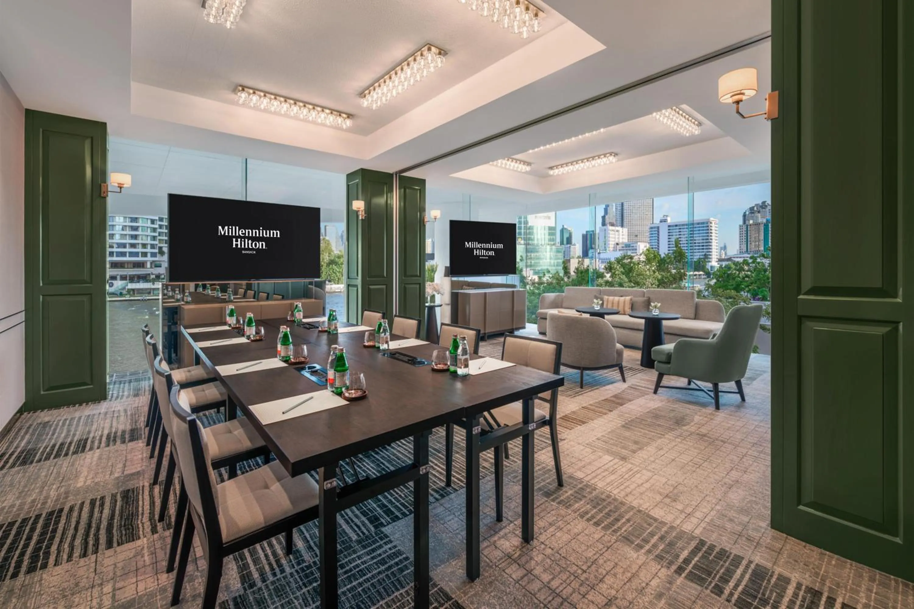 Meeting/conference room in Millennium Hilton Bangkok