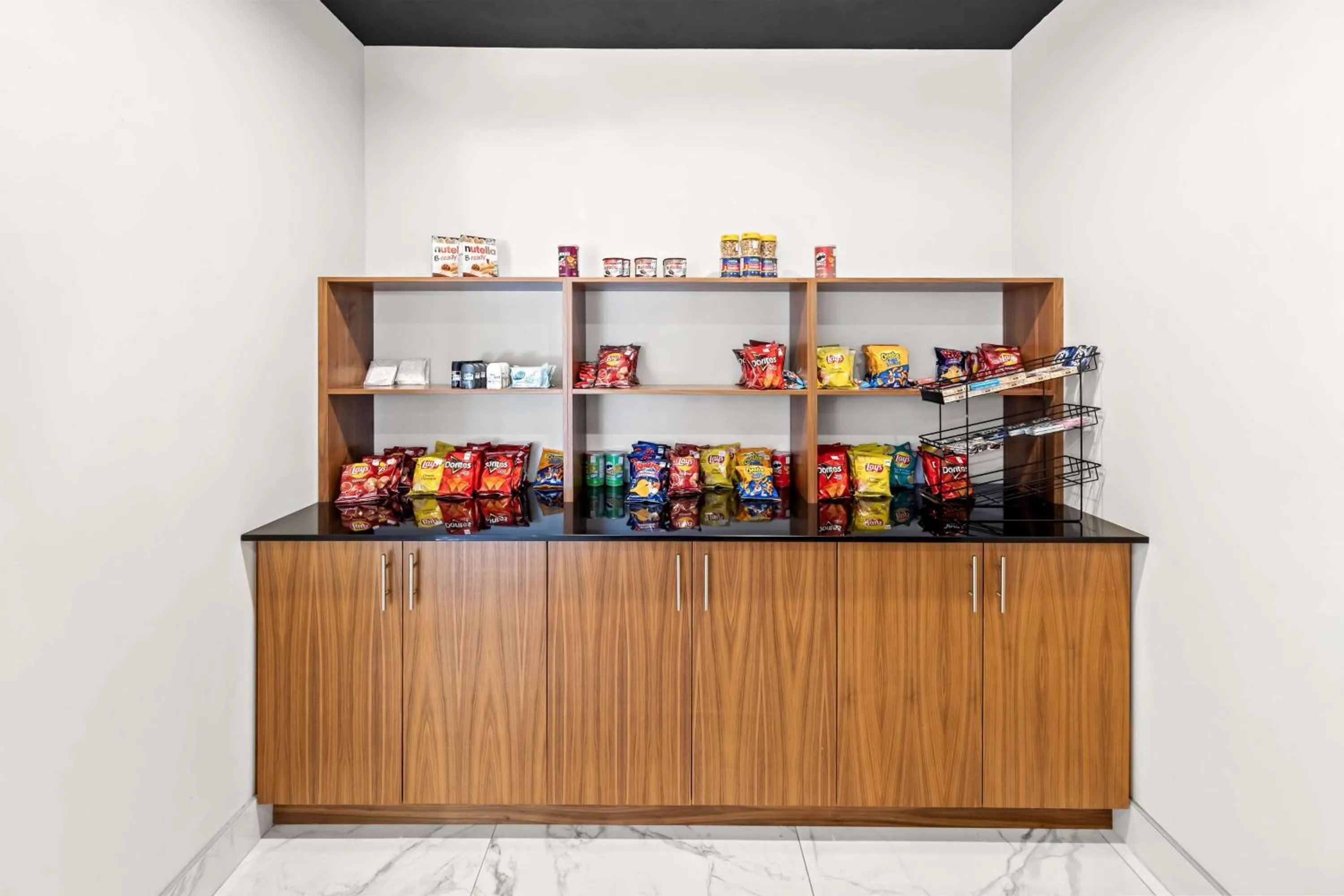 Property building in Best Western Plus Montreal East