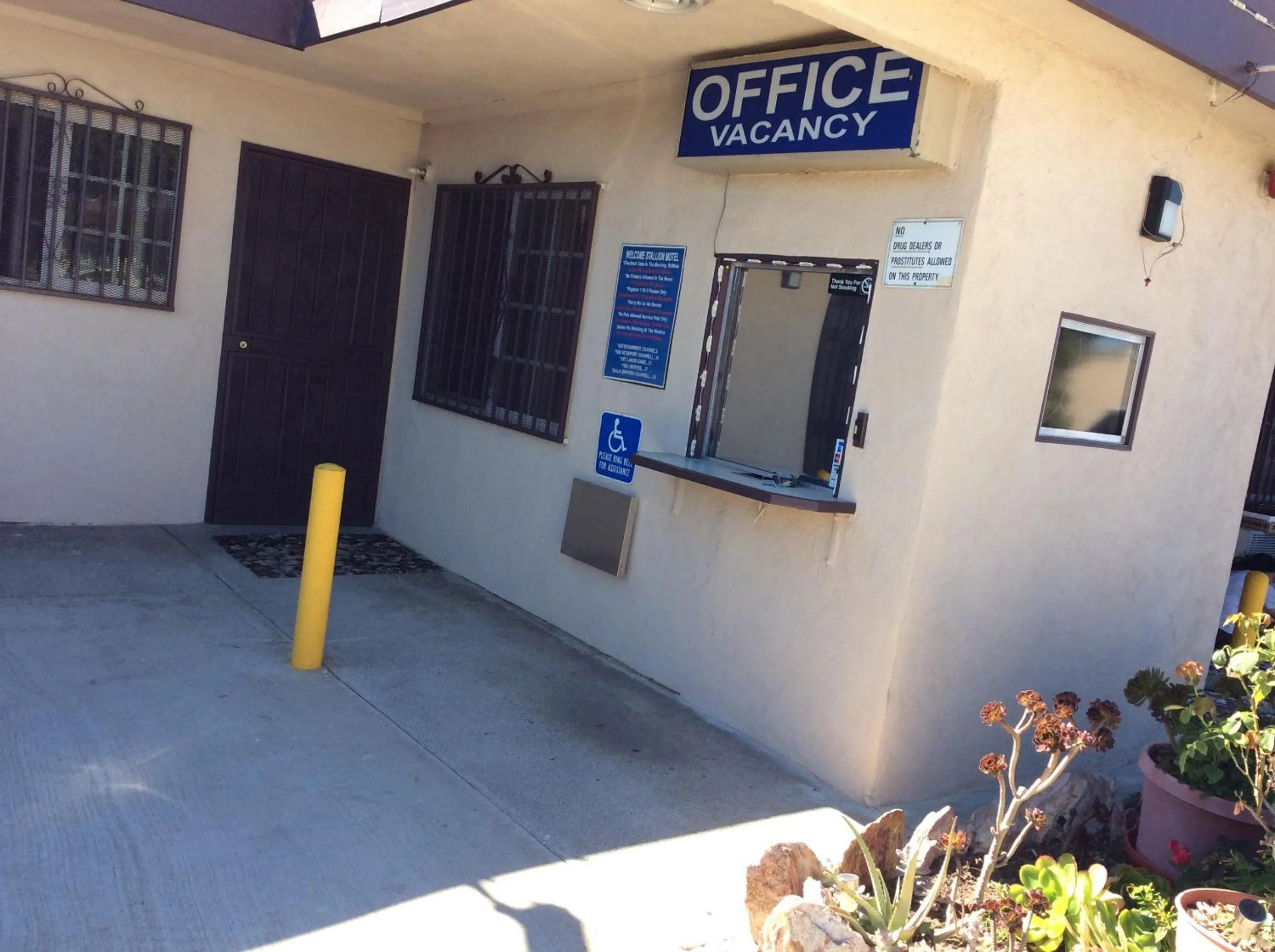 Property building in Stallion Motel Los Angeles