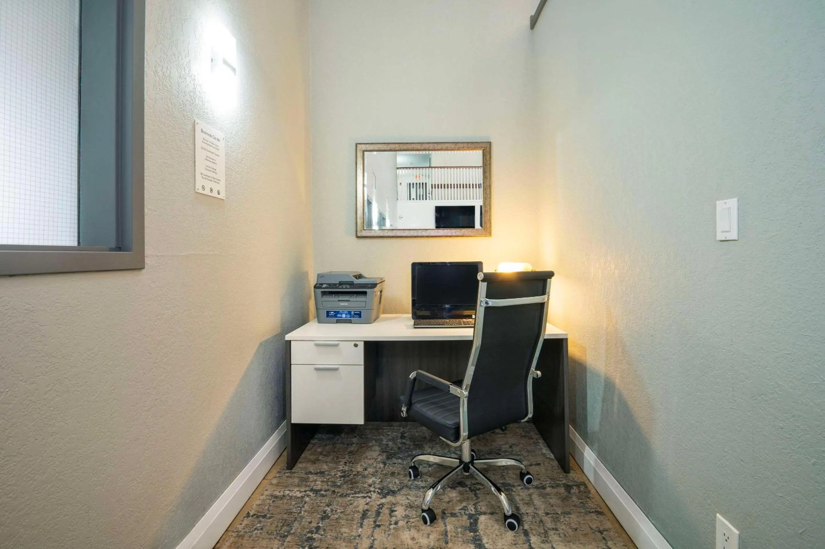 Business facilities in Quality Inn & Suites