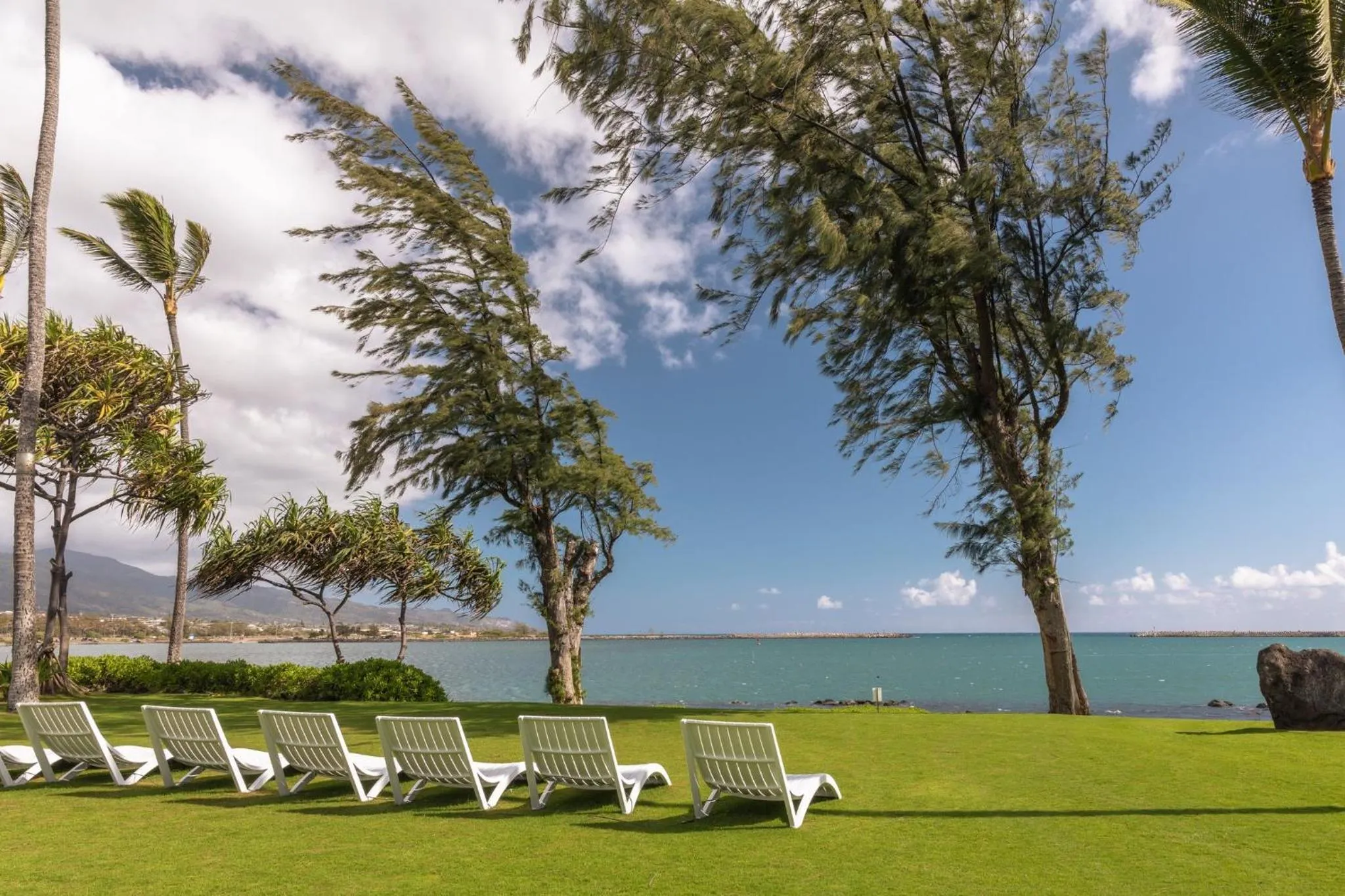Property building in Maui Beach Hotel