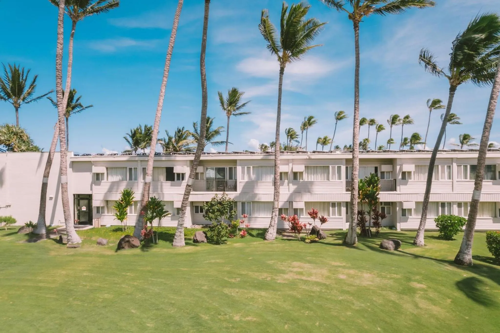 Property building in Maui Beach Hotel
