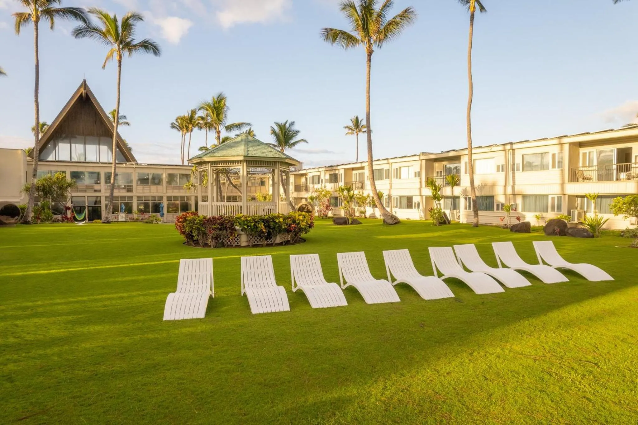 Balcony/Terrace in Maui Beach Hotel