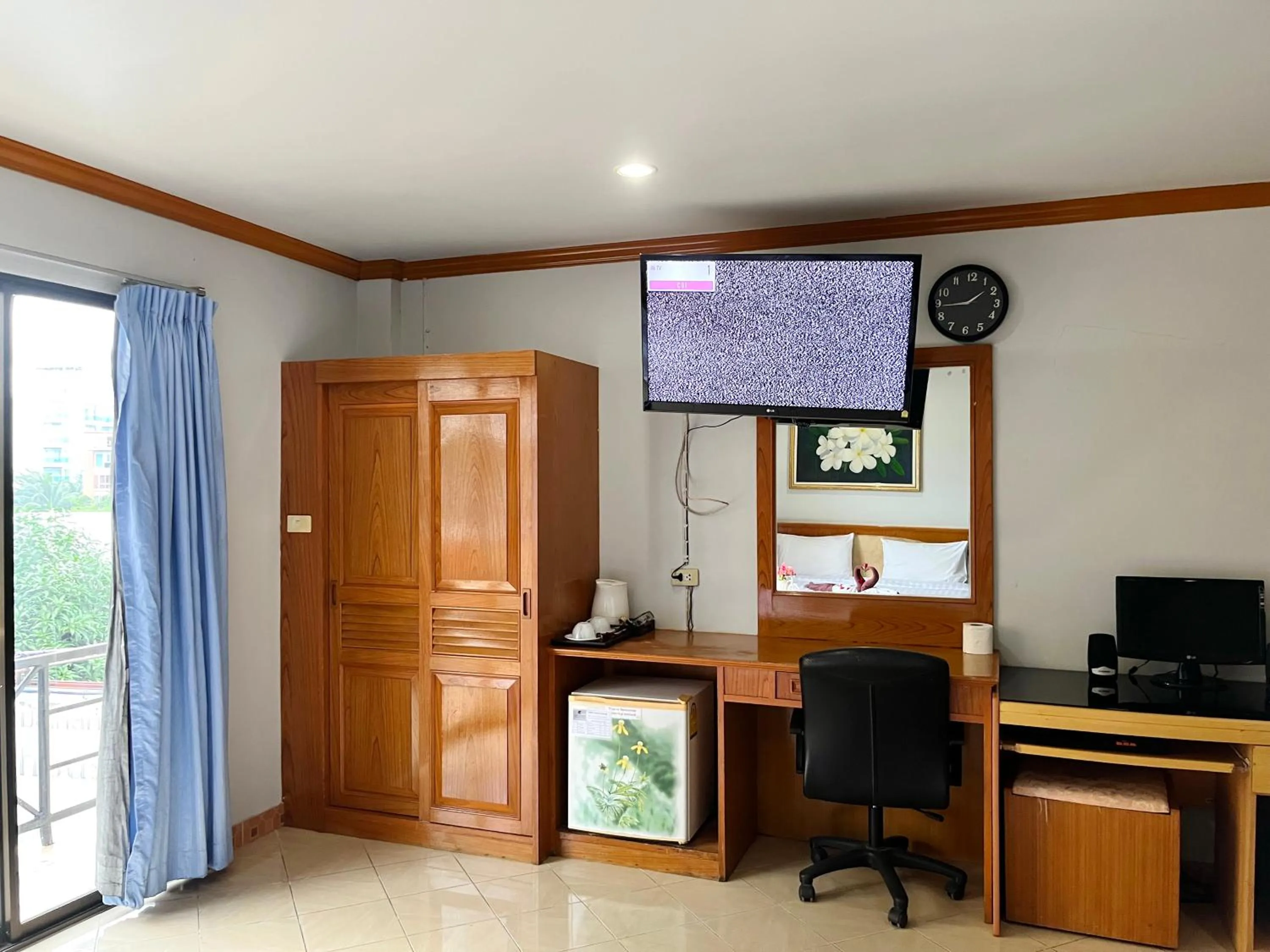 TV and multimedia in Lamai Guesthouse