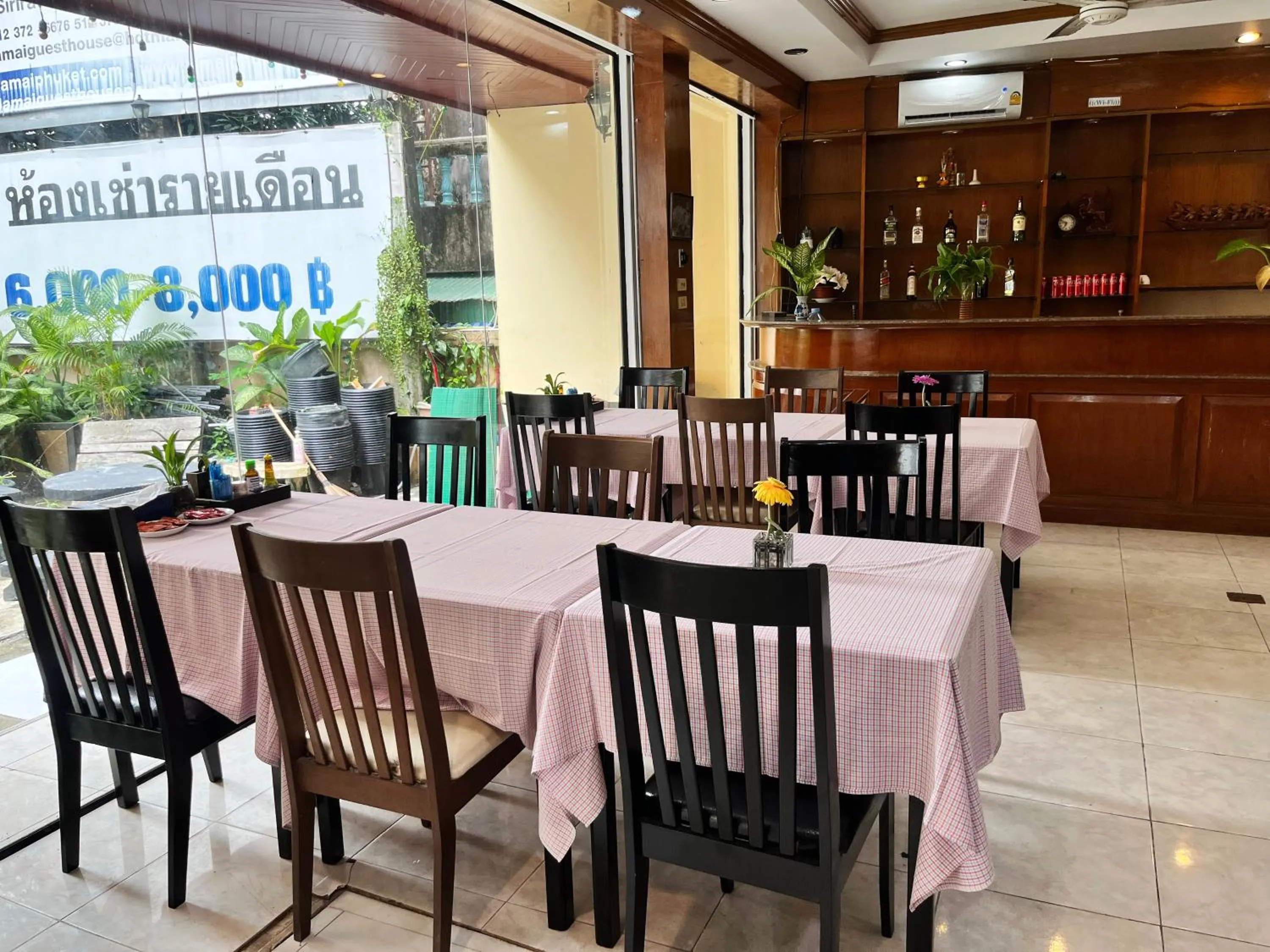 Restaurant/places to eat in Lamai Guesthouse