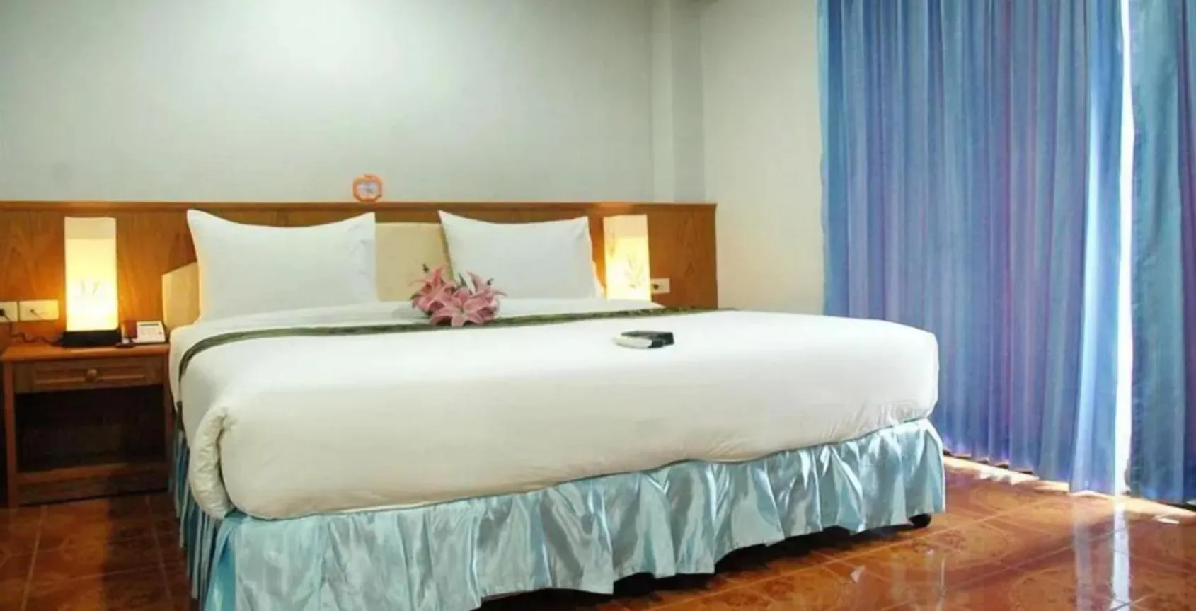 Bedroom, Bed in Patong Lamai Residence