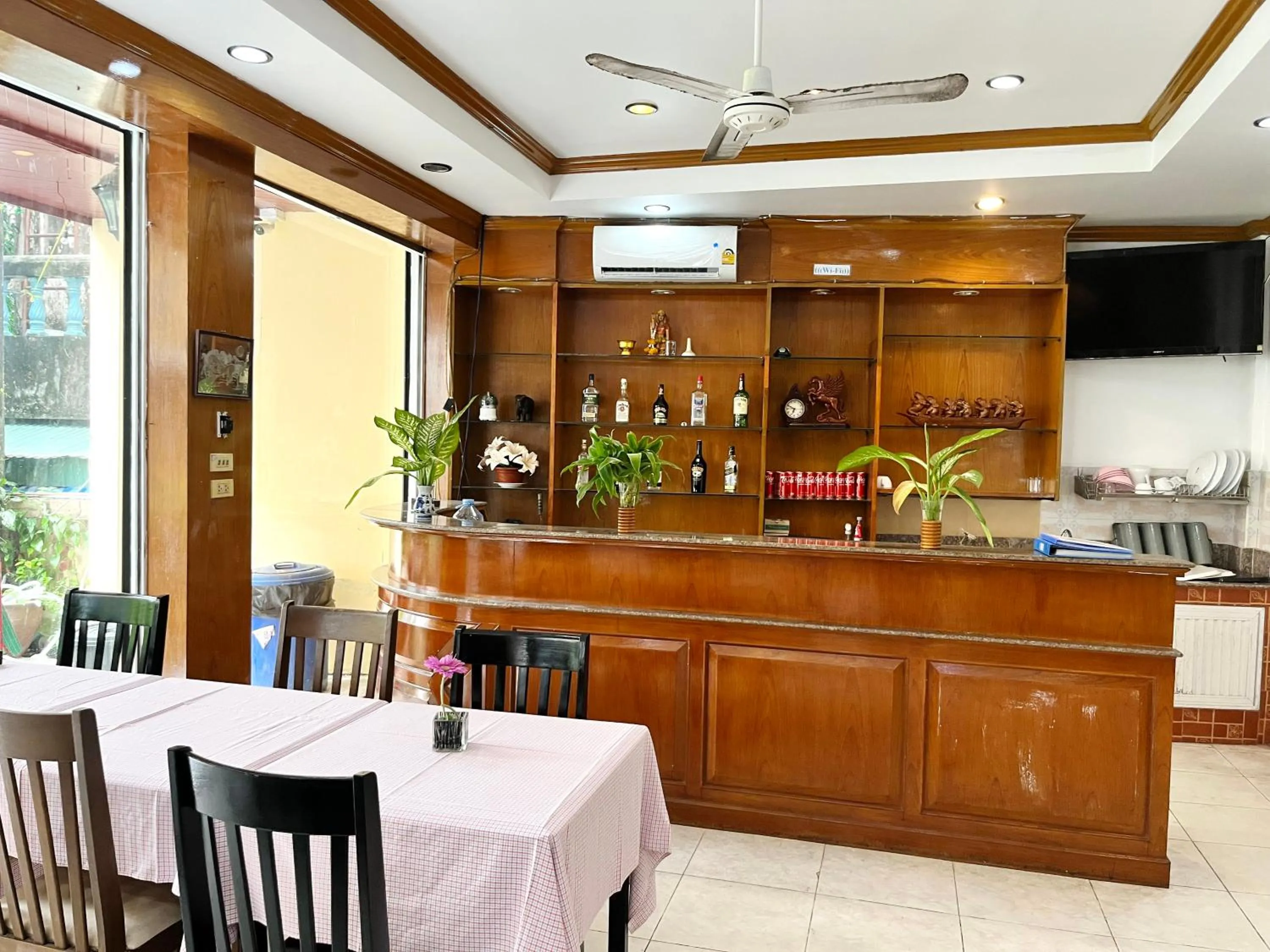 Restaurant/places to eat in Lamai Guesthouse