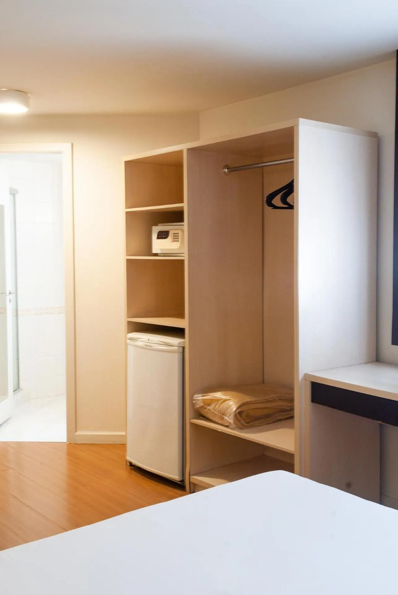 Bedroom, Bed in Master Curitiba Hotel - 1,6 km do Estádio Couto Pereira - Show