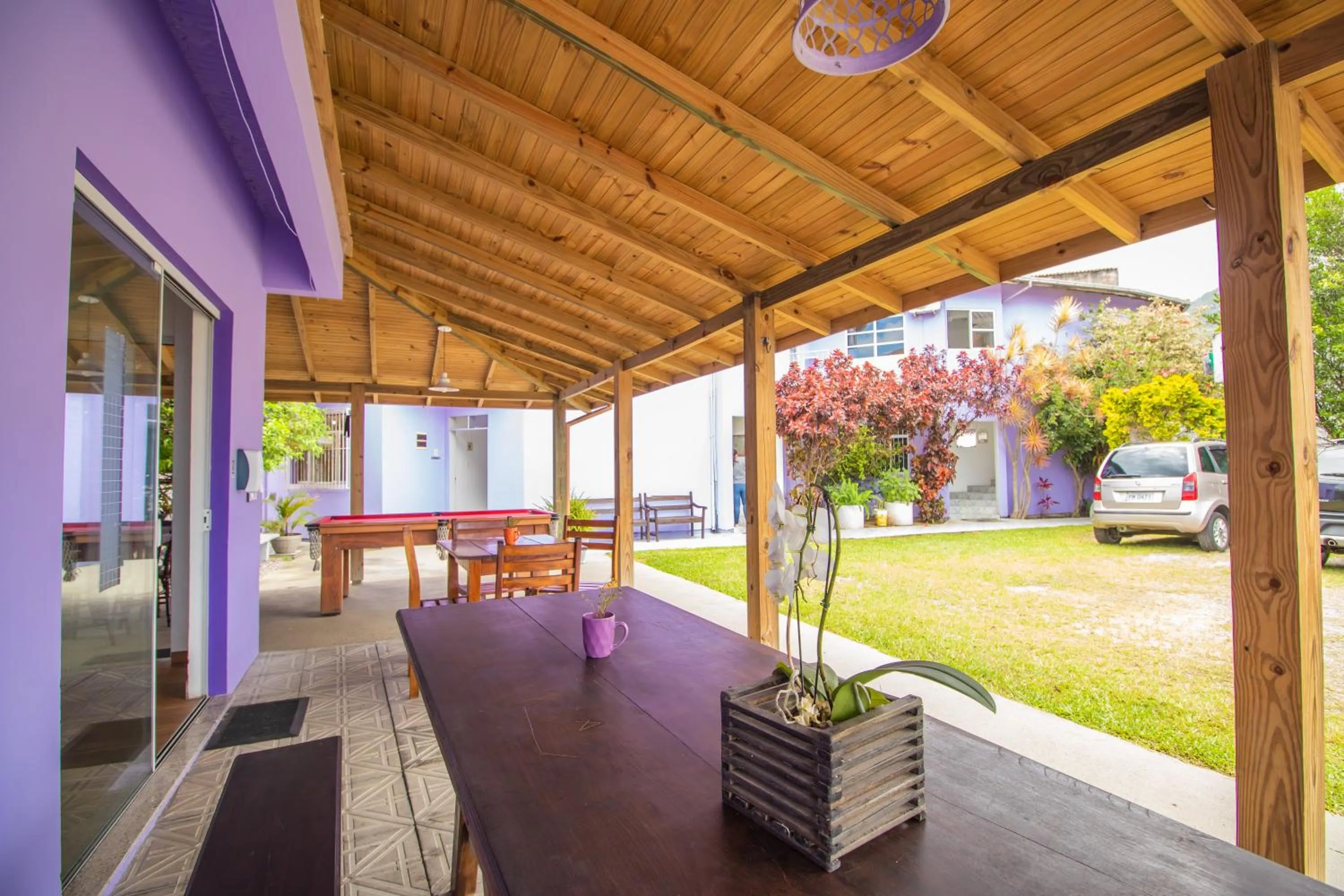 Property building in Pousada Santa Ana