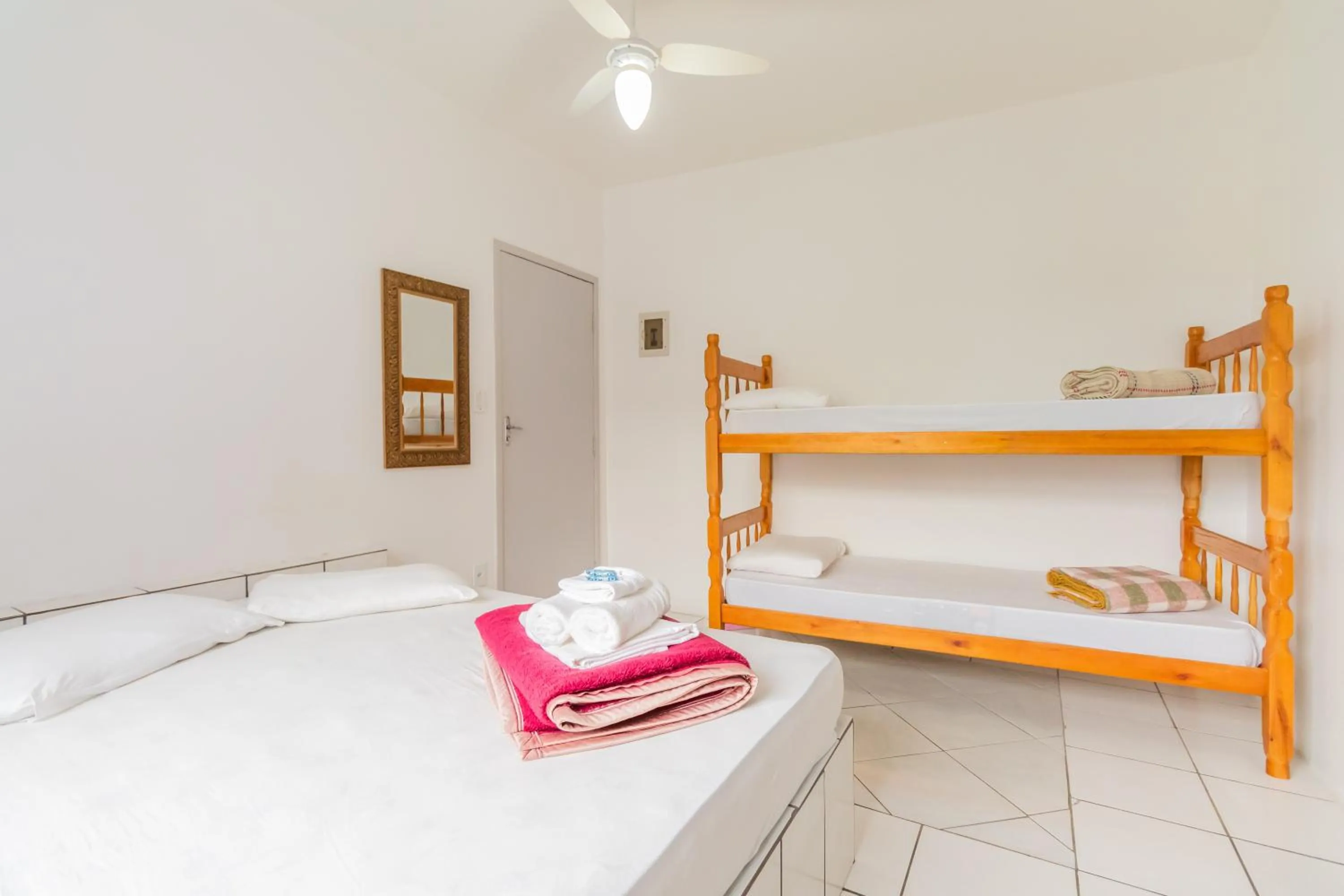 Photo of the whole room, Bed in Pousada Santa Ana