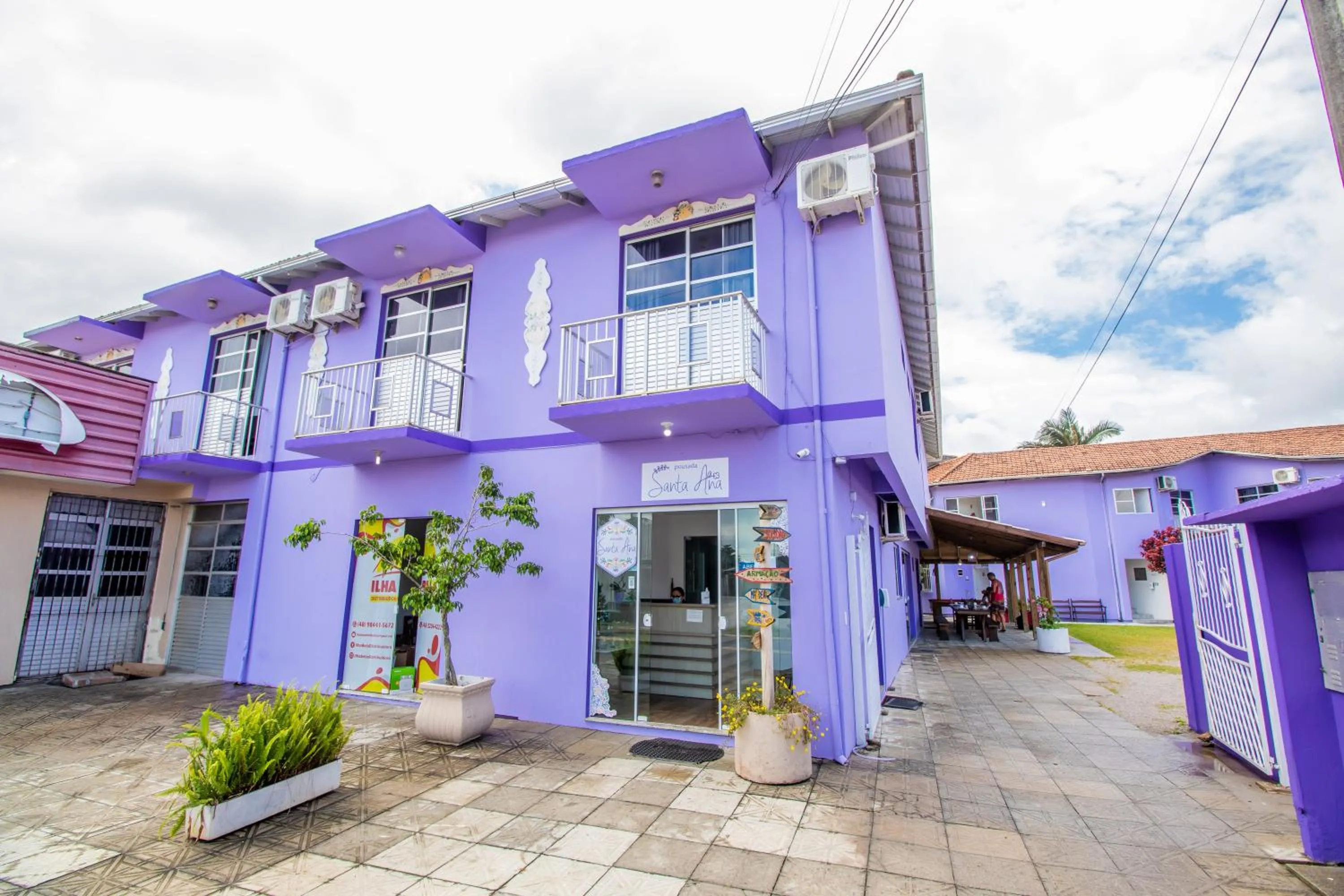 Property building in Pousada Santa Ana