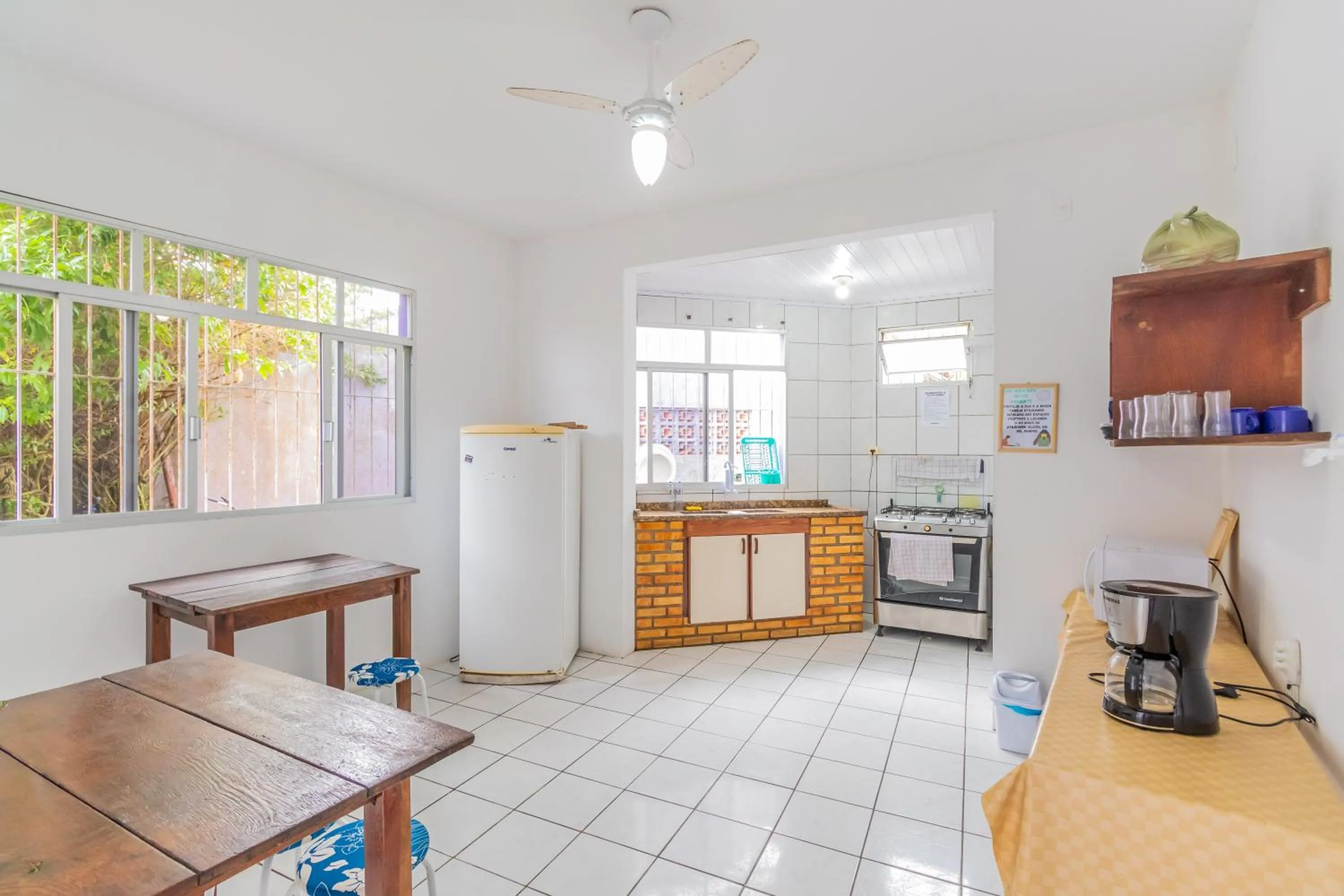 Kitchen or kitchenette in Pousada Santa Ana