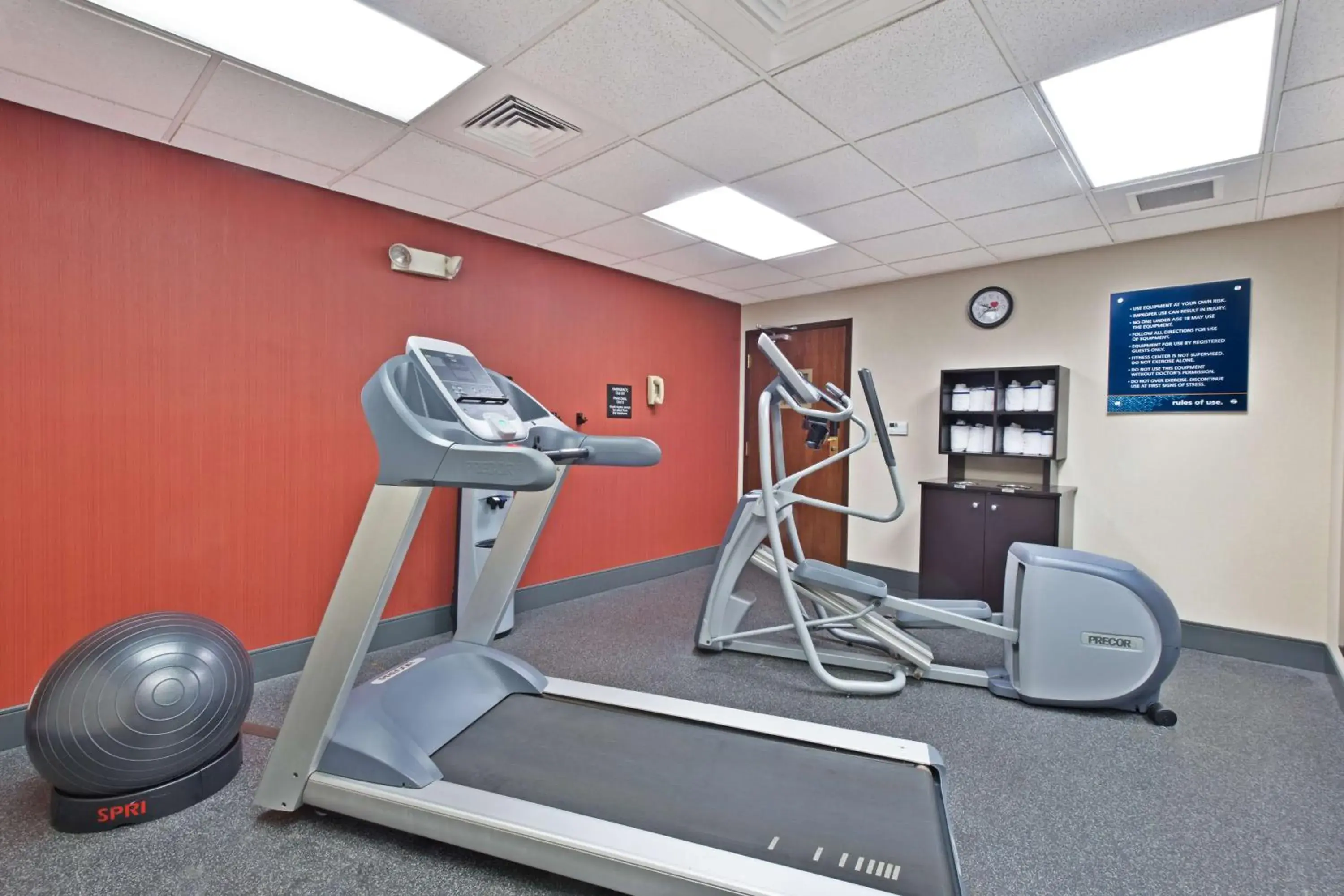 Fitness centre/facilities in Hampton Inn Huntington/Barboursville Fitness centre/facilities in Hampton Inn Huntington/Barboursville