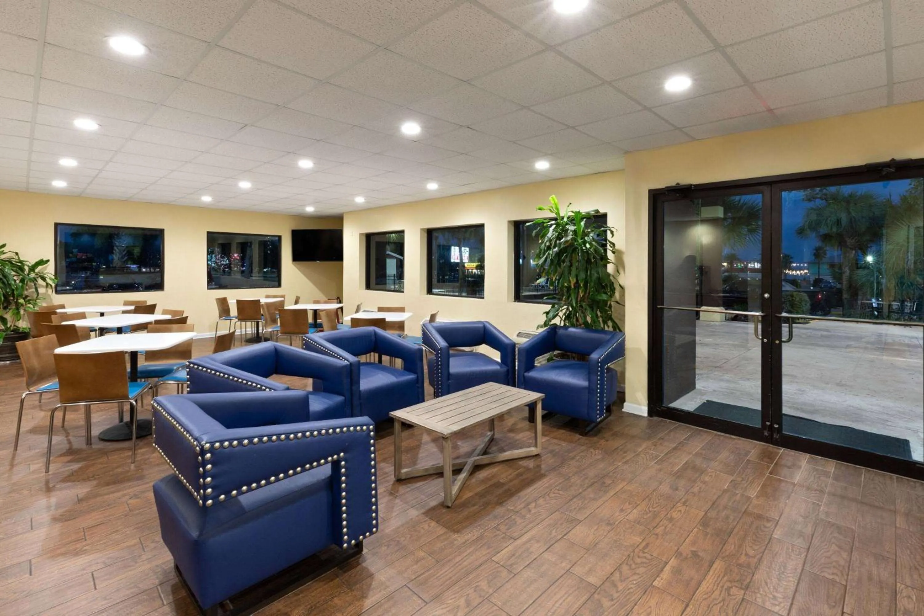 Lobby or reception in Days Inn by Wyndham Biloxi Beach