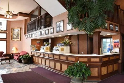 Lobby or reception in Hamilton Inn Select Beachfront Mackinaw City