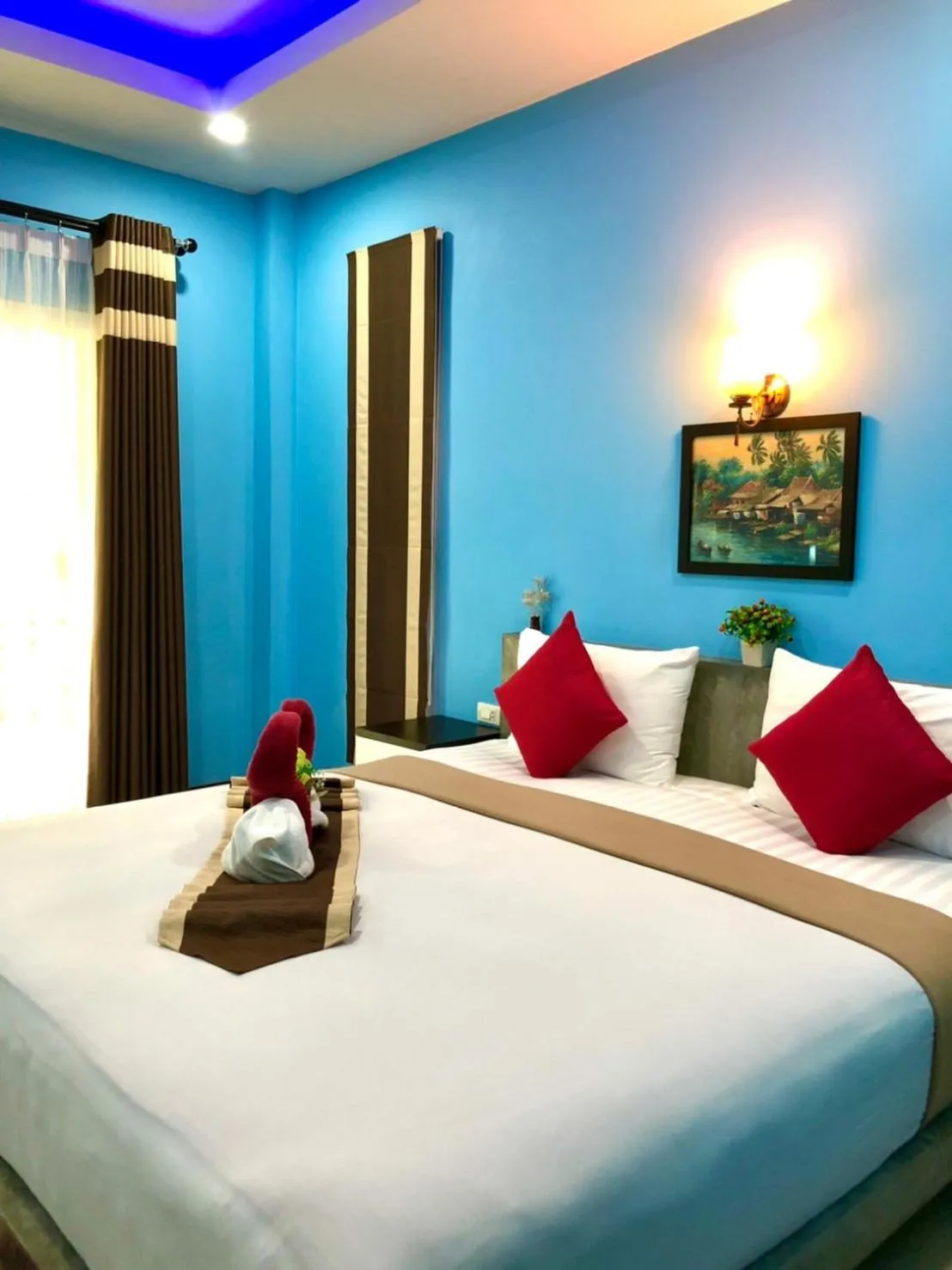 Bed in Pana Long Beach Resort - SHA Plus