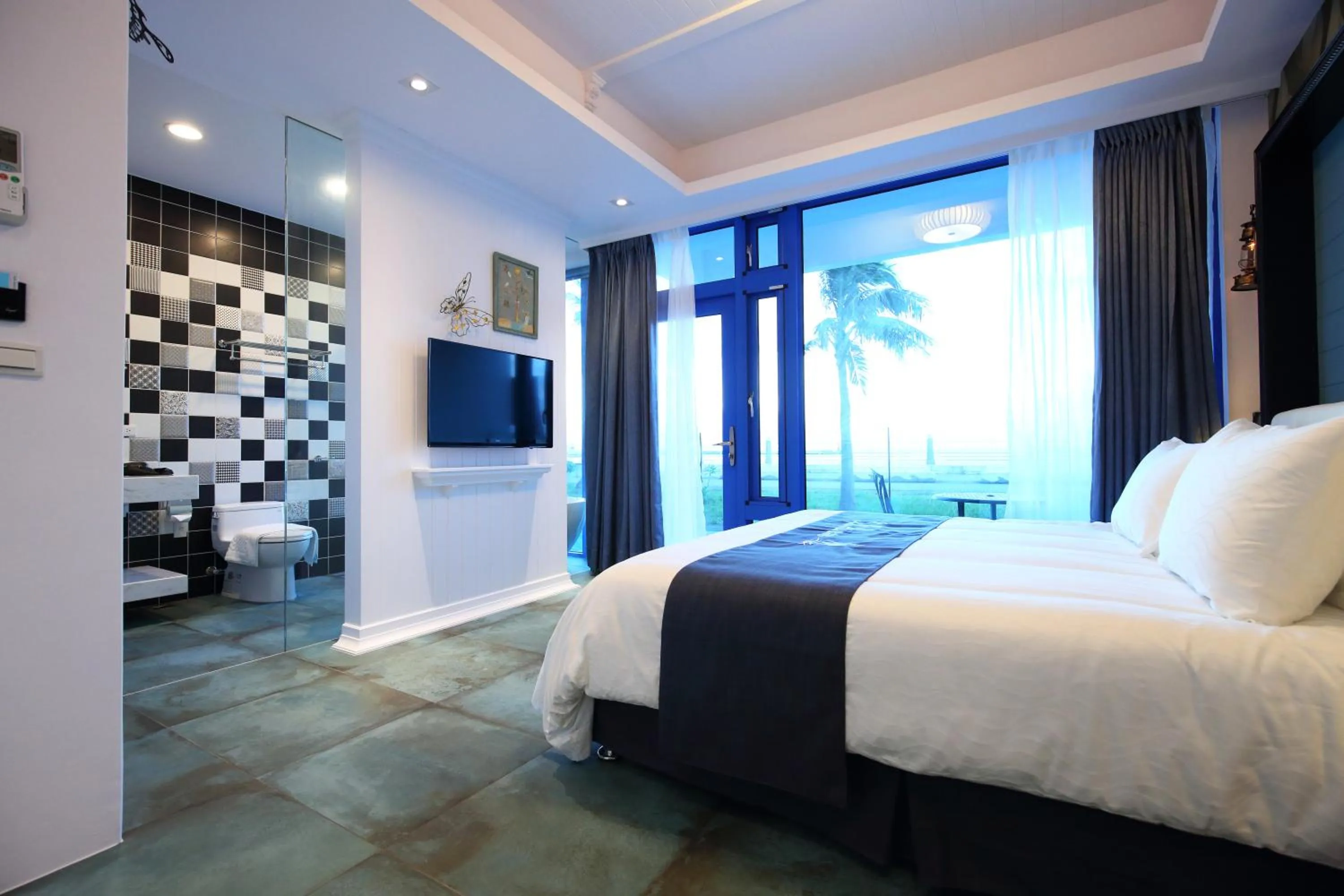 Bed in Hualien S.E.A. B&B