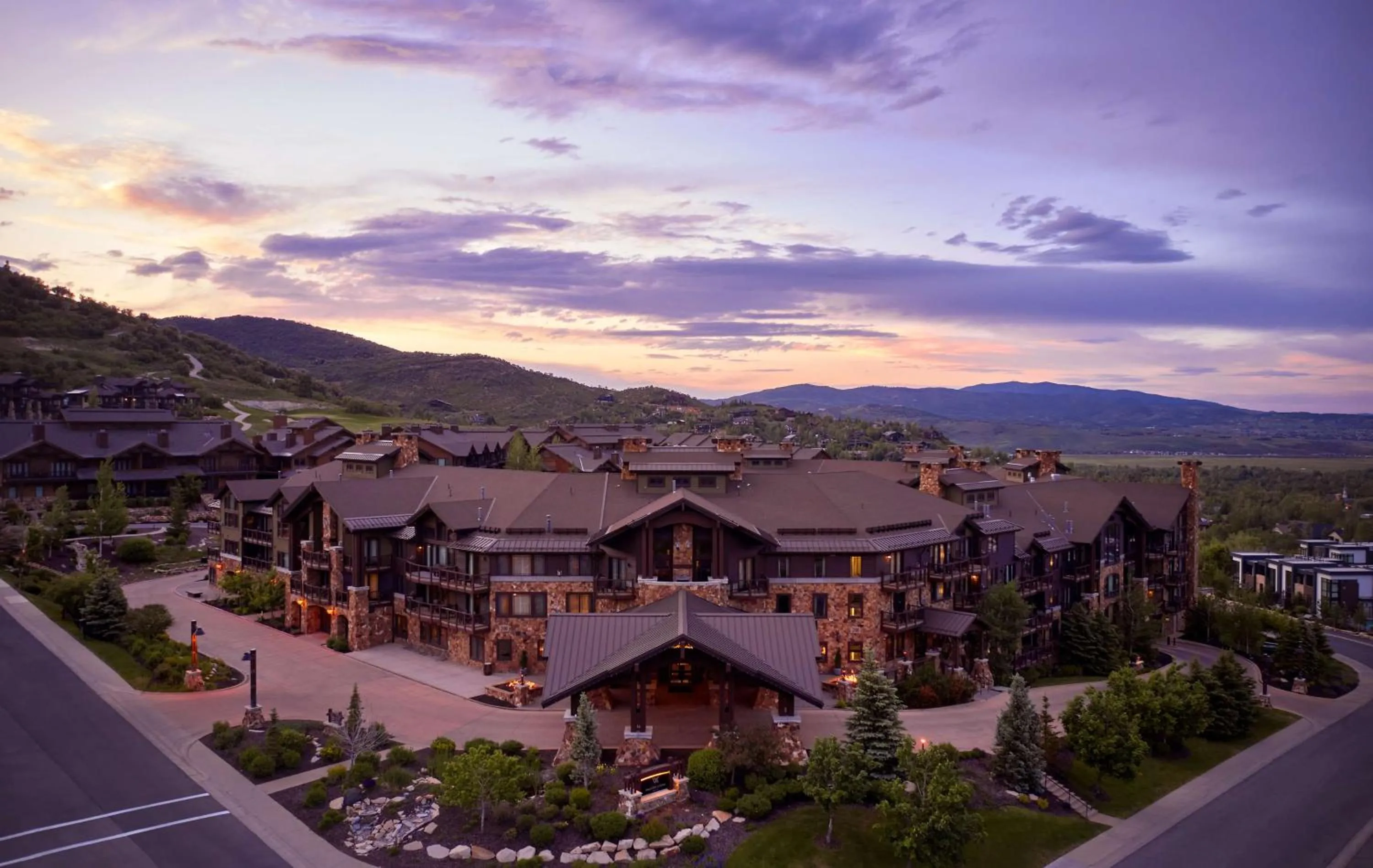 Property building in Waldorf Astoria Park City