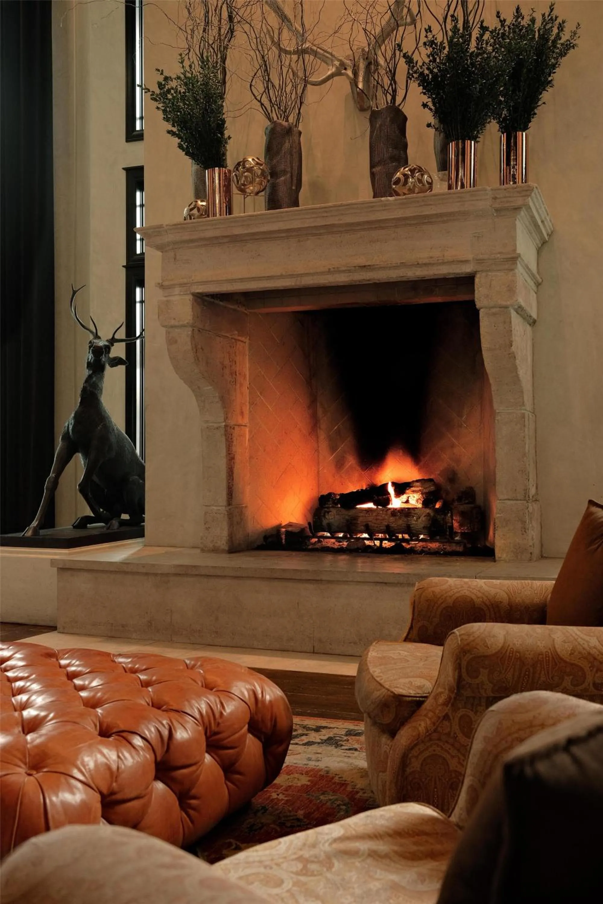 Living room in Waldorf Astoria Park City